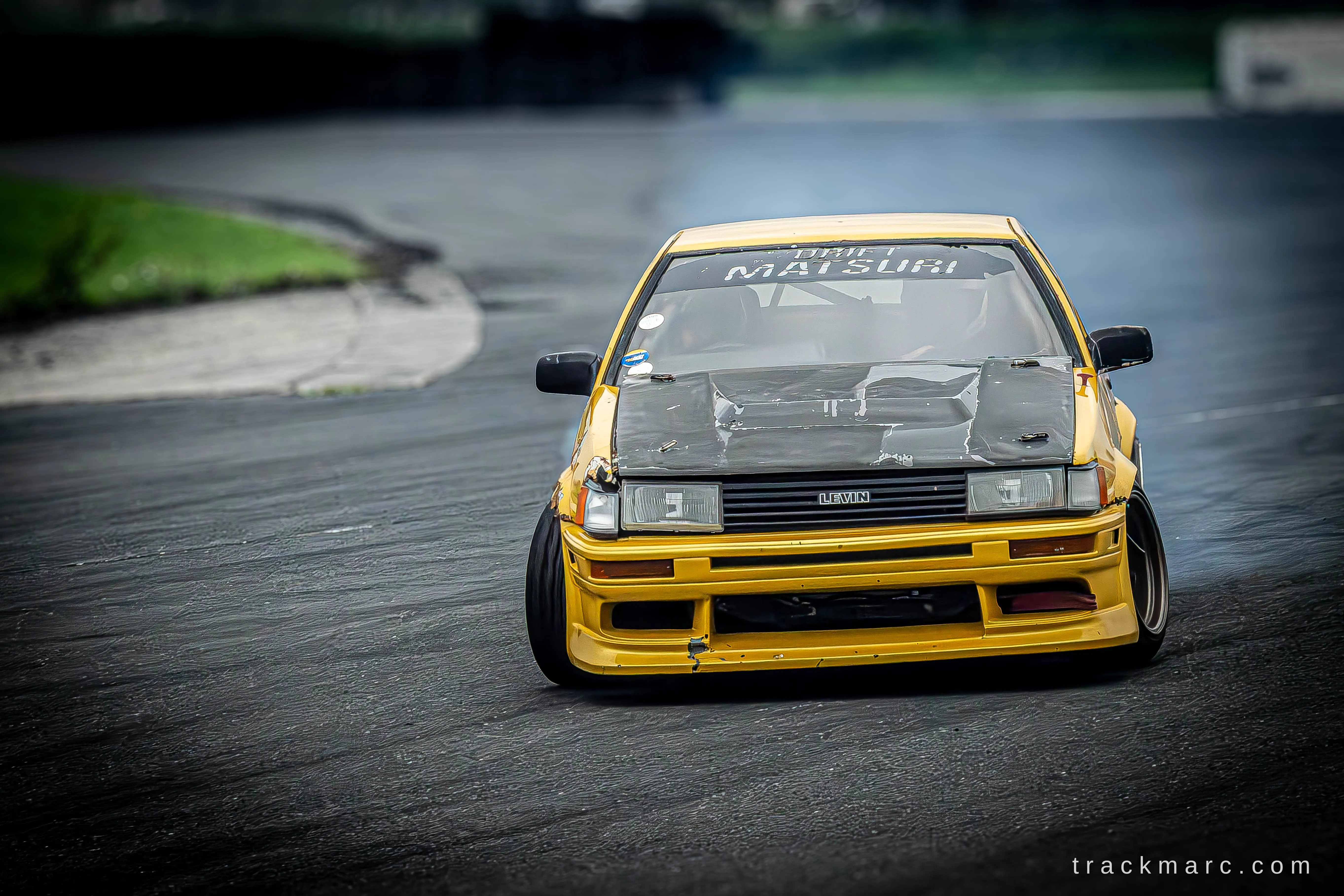 Yellow Toyota AE86 Levin — 86 Fest