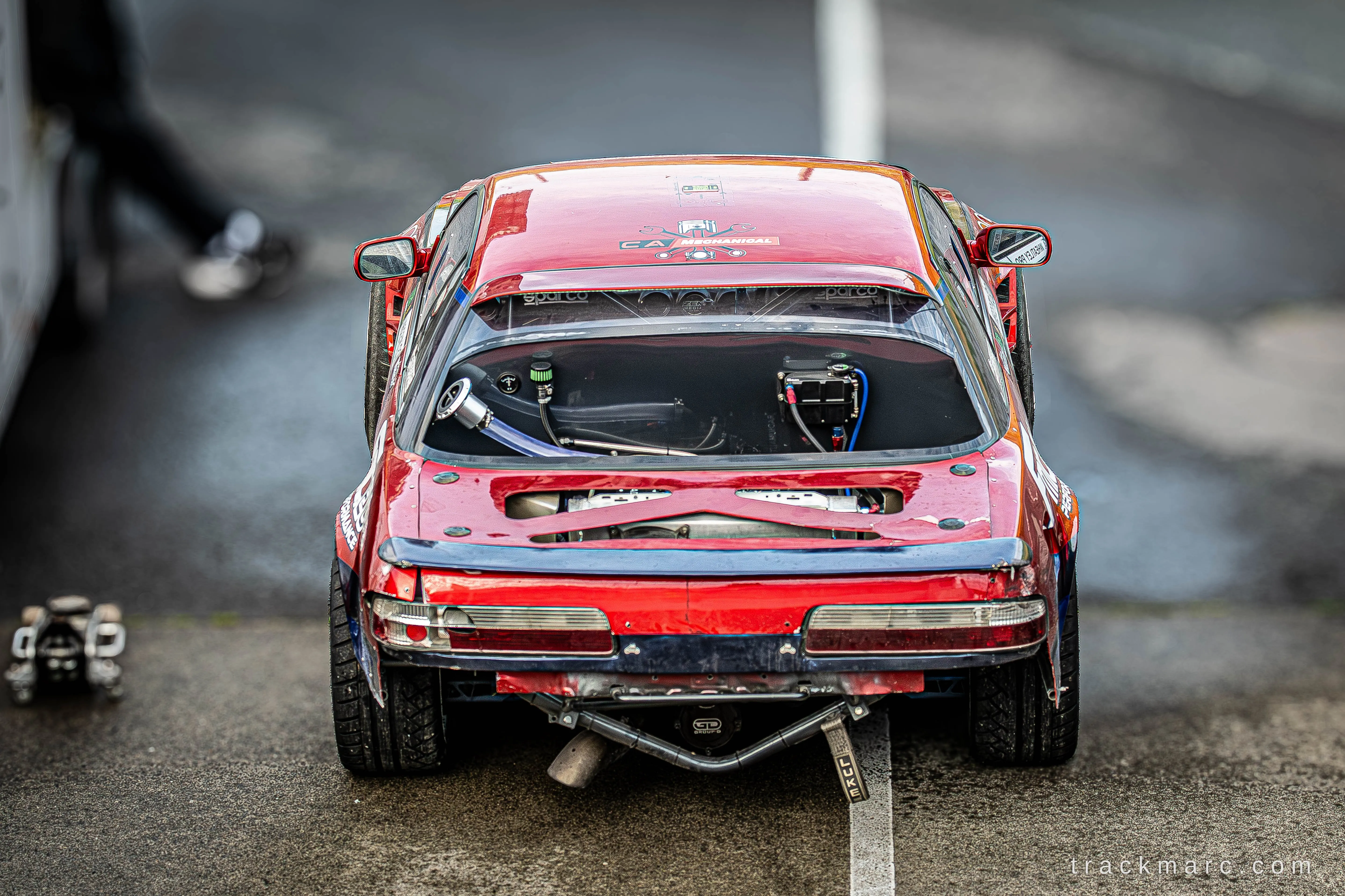 Red Nissan Silvia S13, 130 Showdown