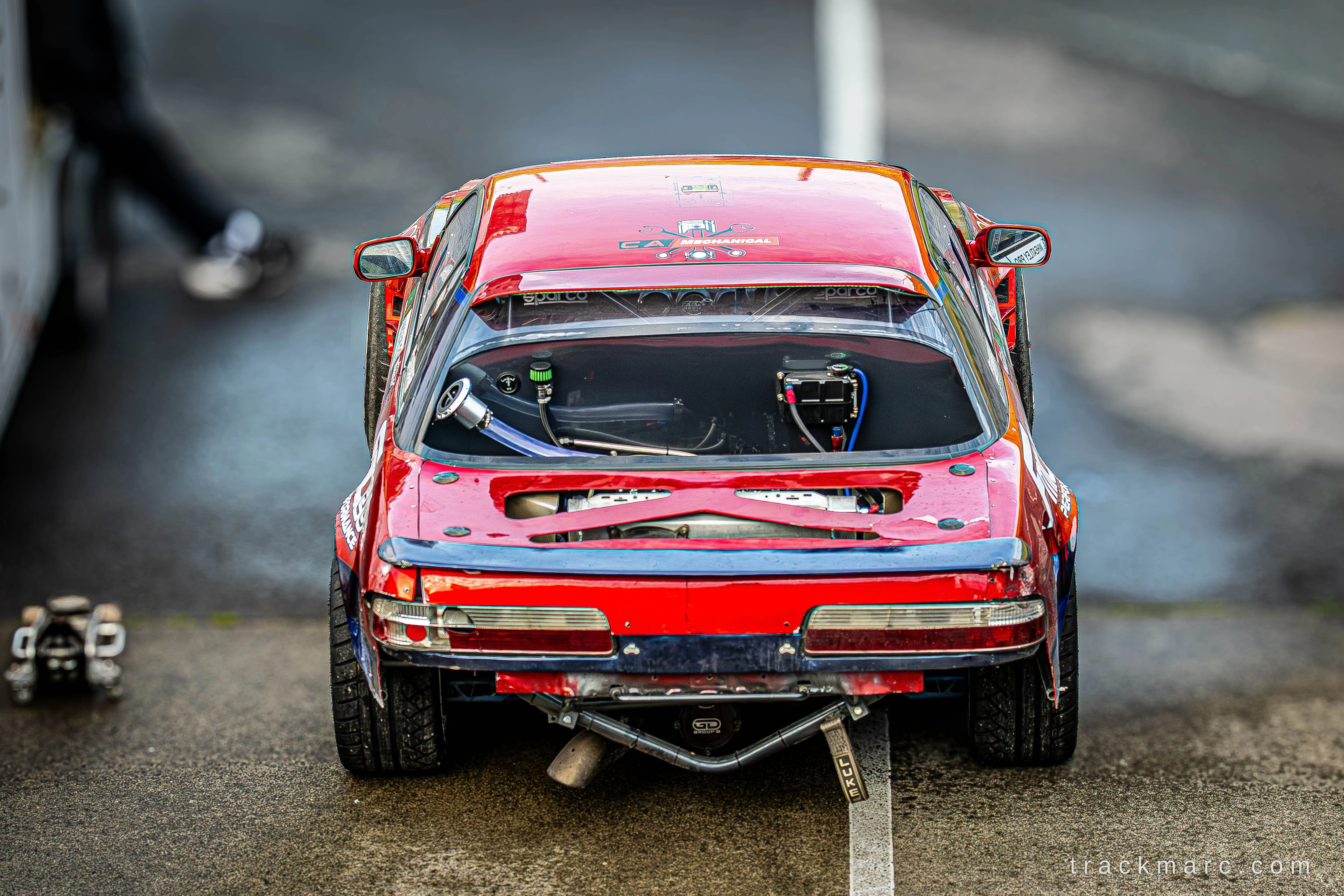 Red Nissan Silvia S13, 130 Showdown