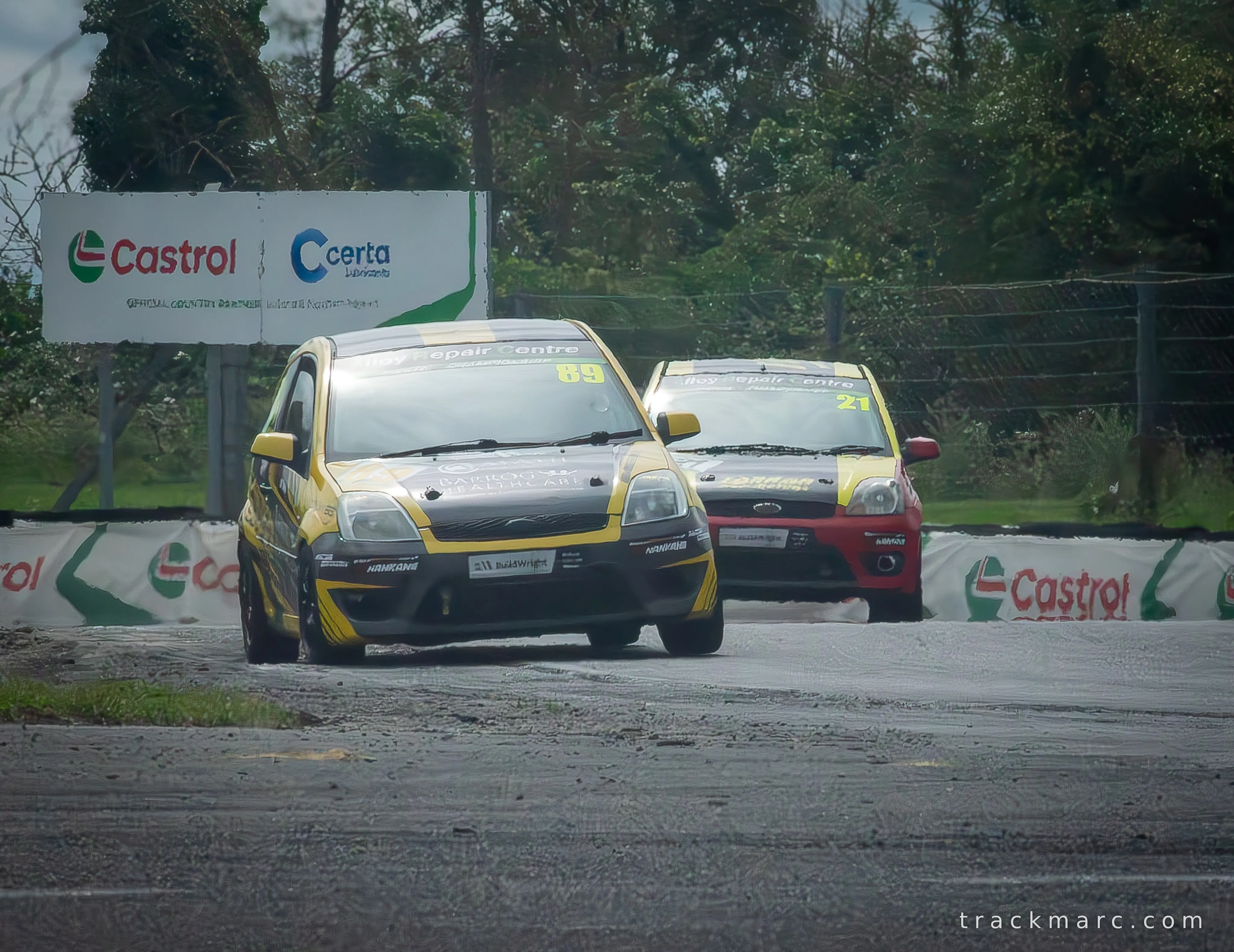 Barróg Healthcare's Fiesta ST #89 Leads Fantom Motors' #21 — Mondello Park