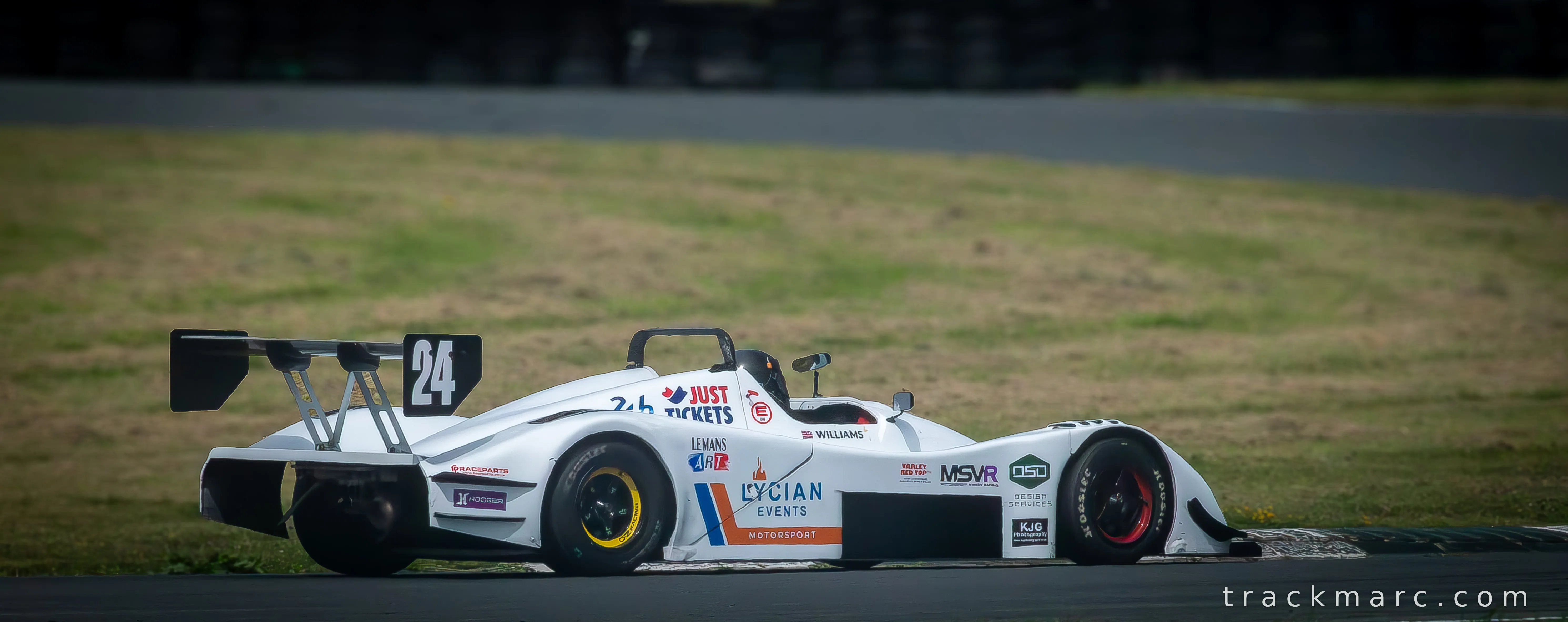 Williams' Sports 2000 #24, Side Profile — Mondello Park