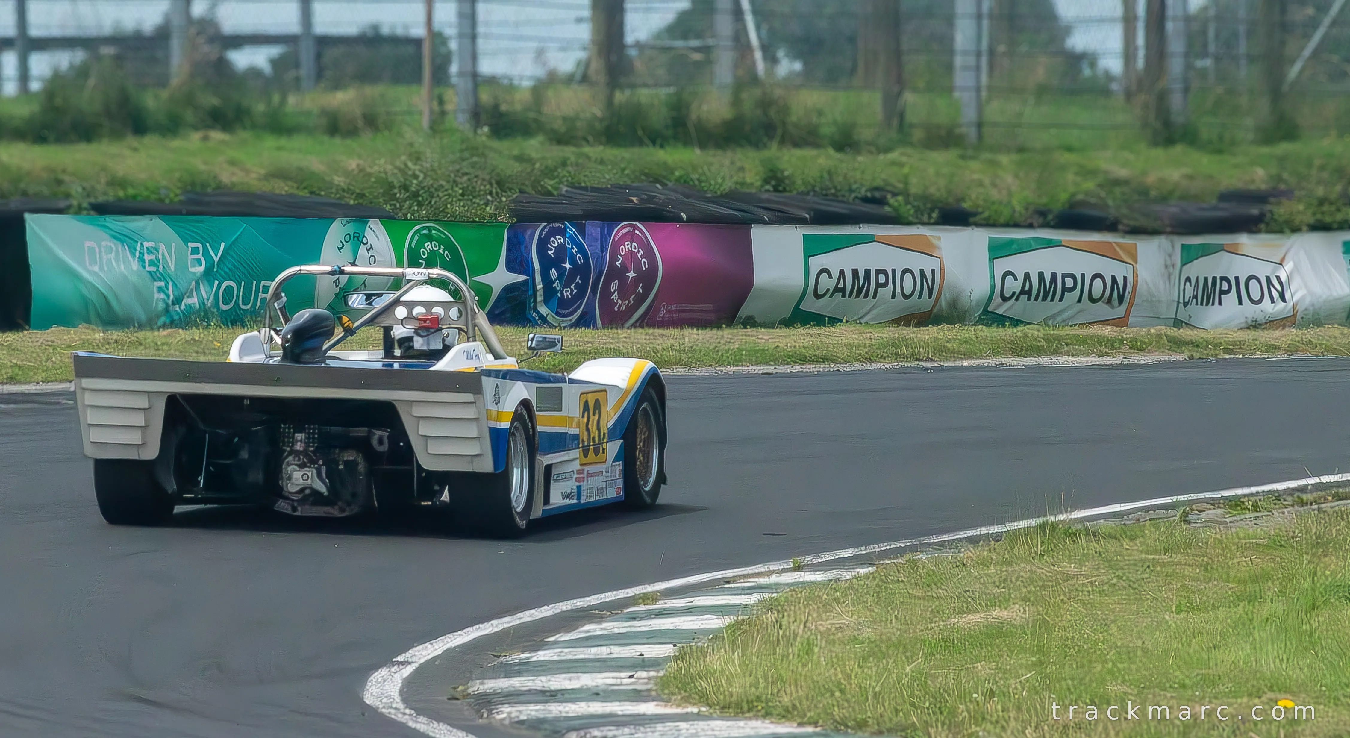 Sports 2000 #33 Past the Boards — Mondello Park