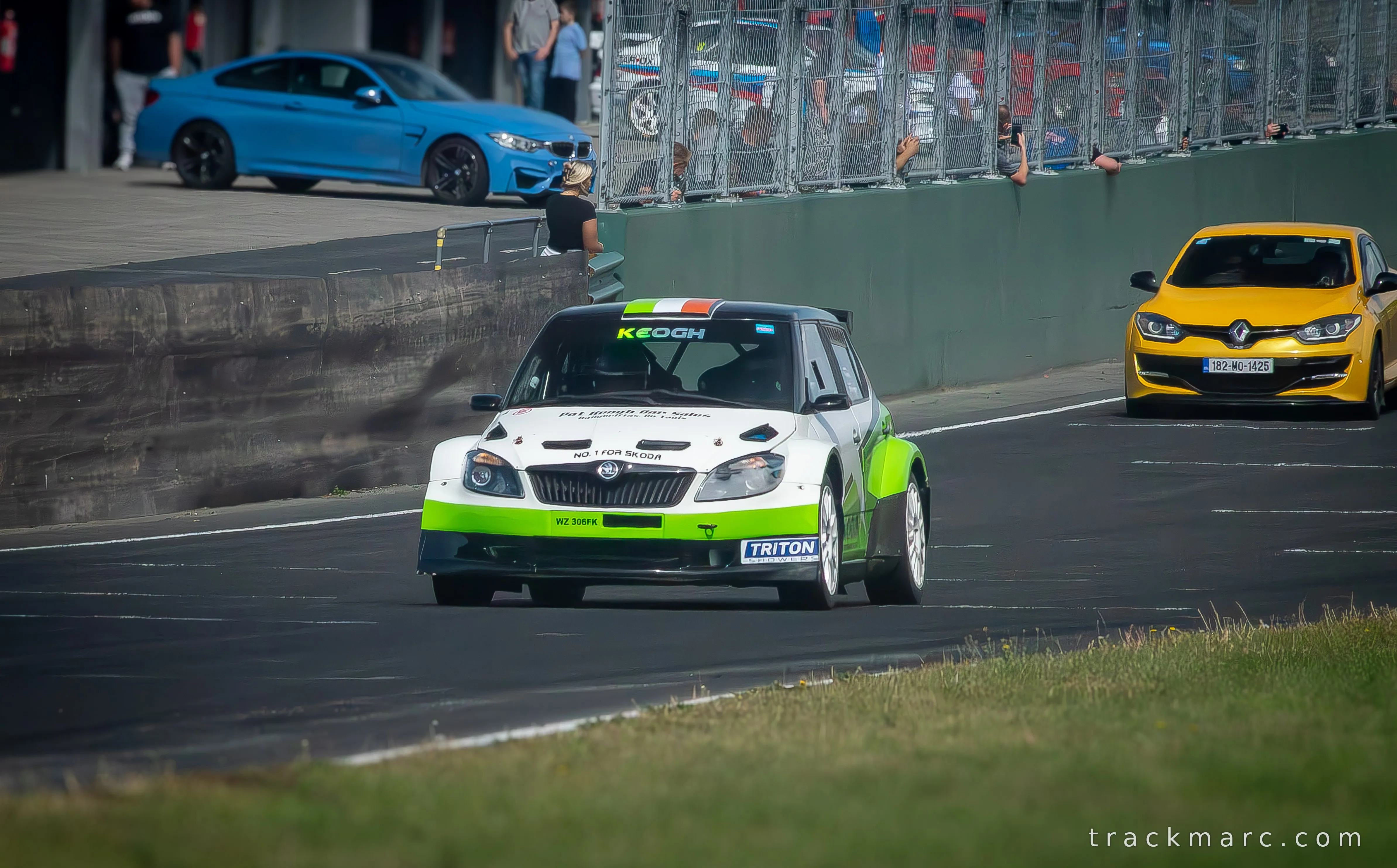 Keogh's Skoda Fabia Leads a Renault Mégane — Bimmerfest, Mondello Park