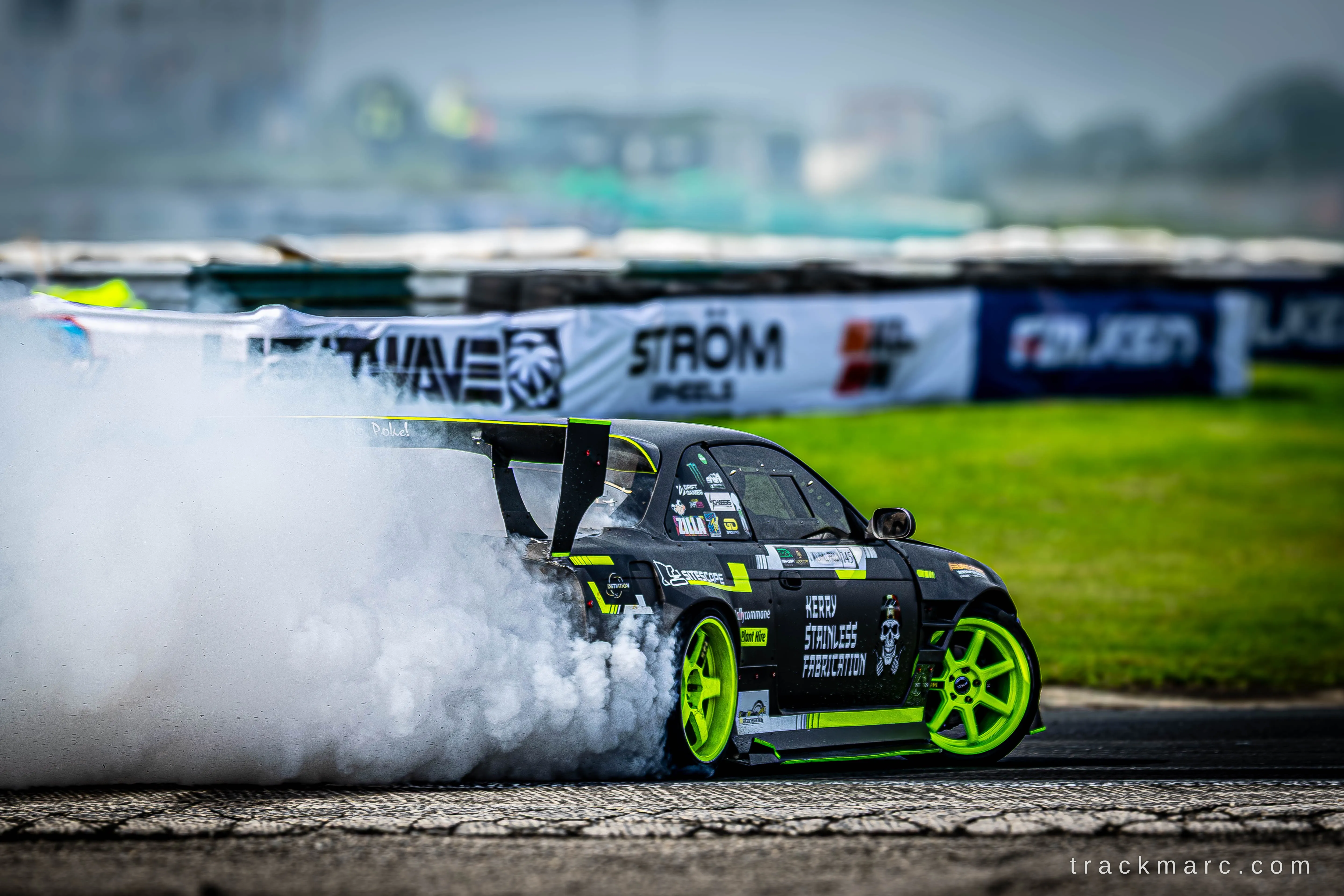 Nissan Silvia S15 at 130 Showdown