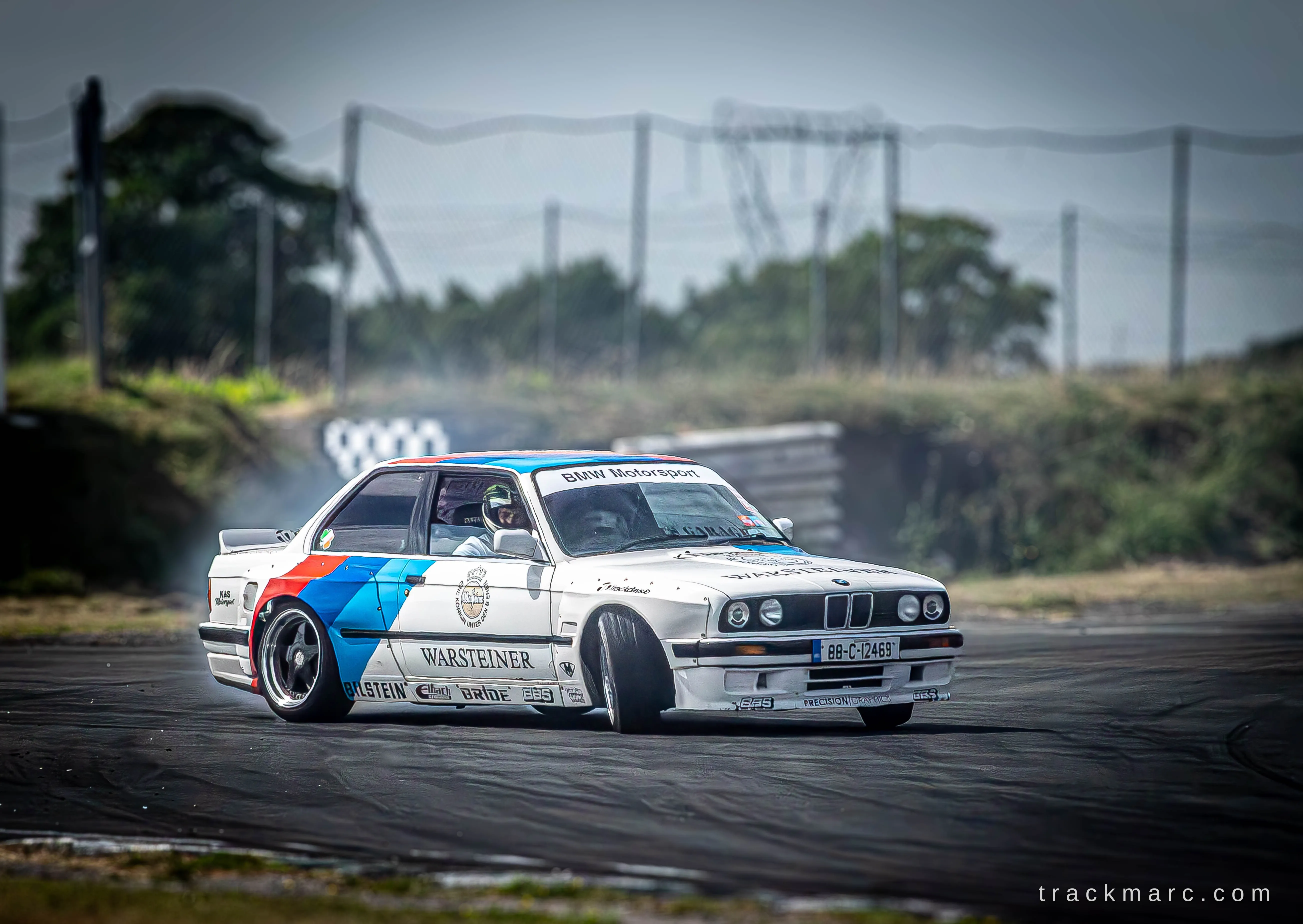 Warsteiner E30 drifting at Mondello