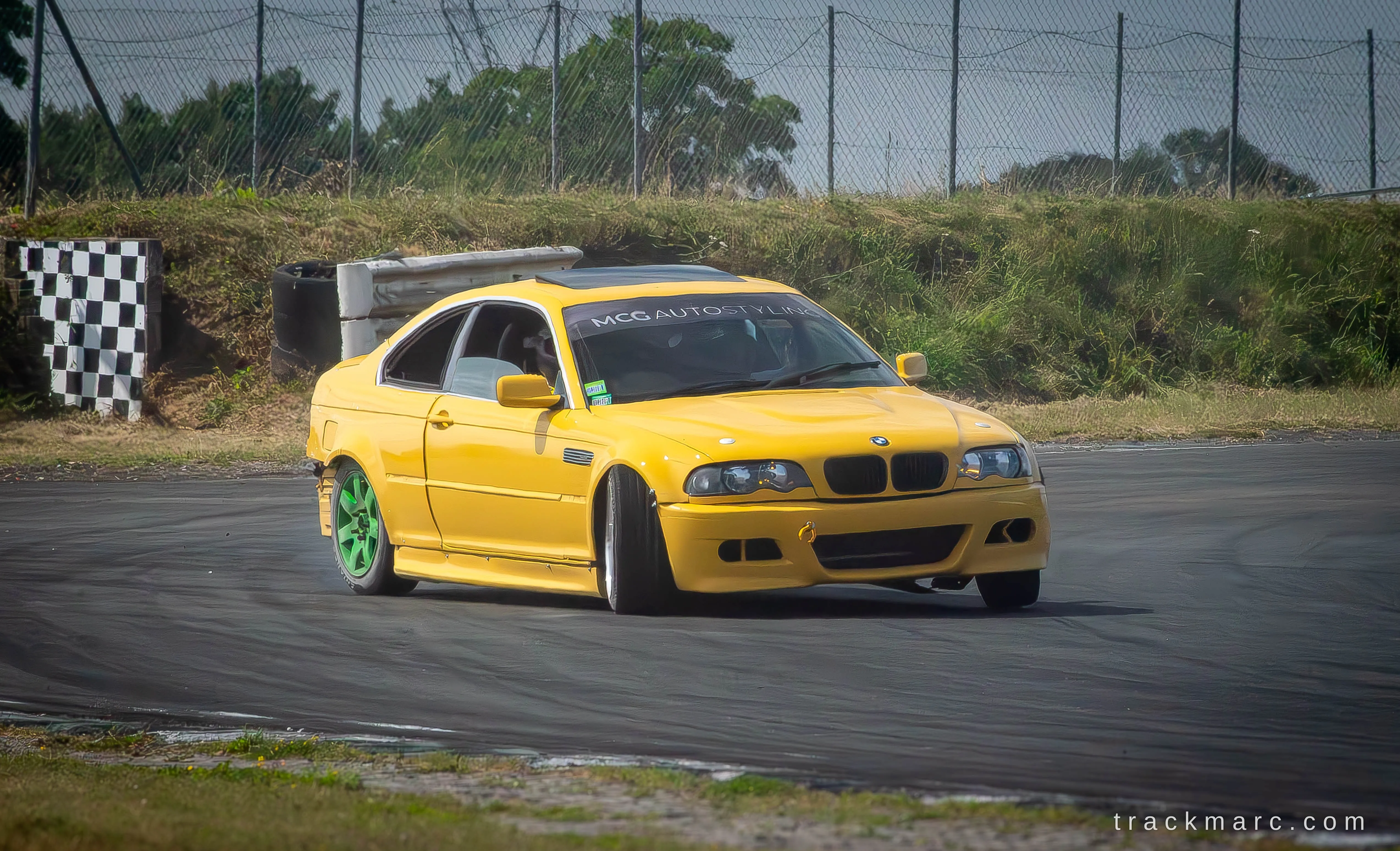 Yellow E46 drifting at Mondello