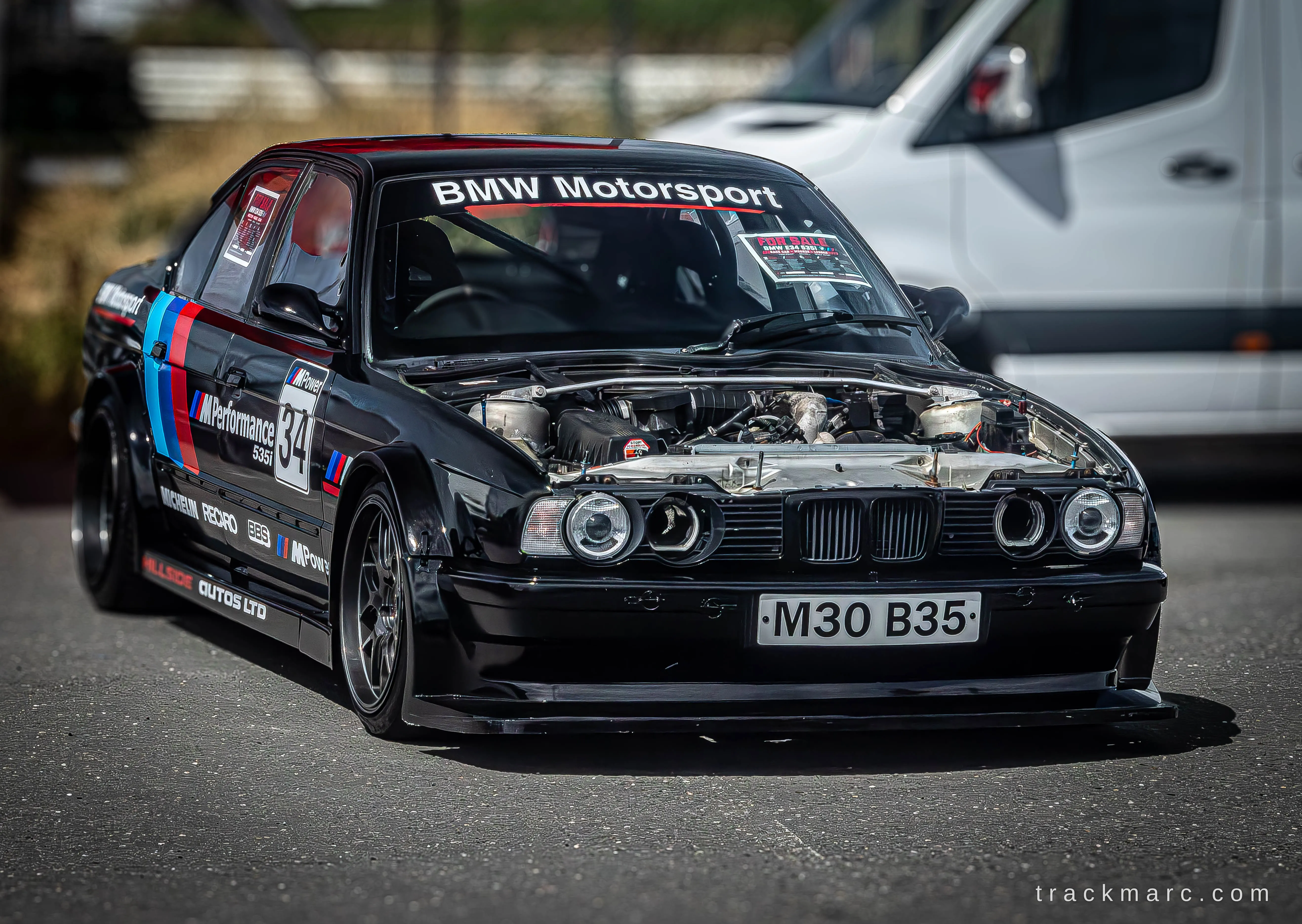 E34 535i track build
