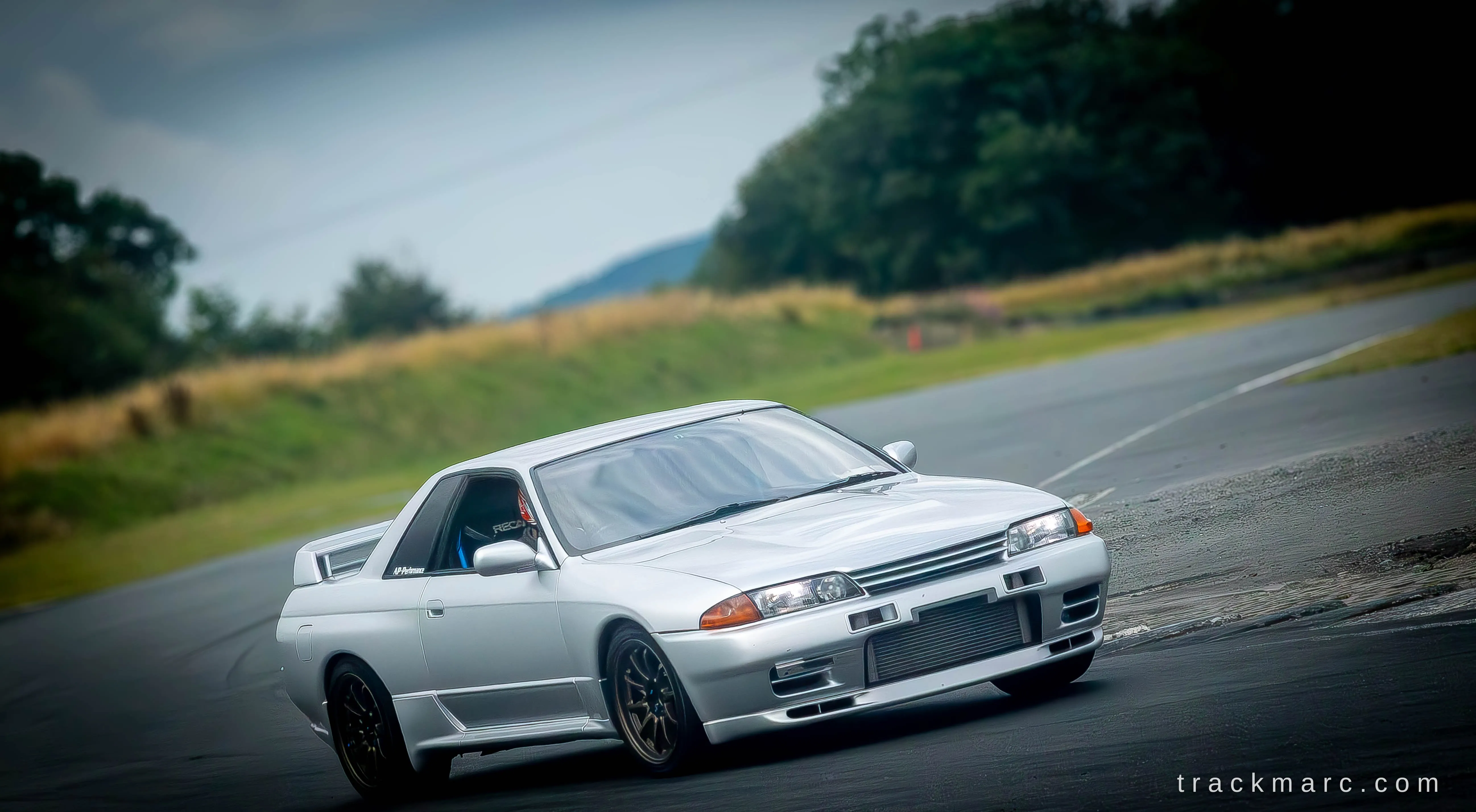 Silver Nissan Skyline R32, Retrostock