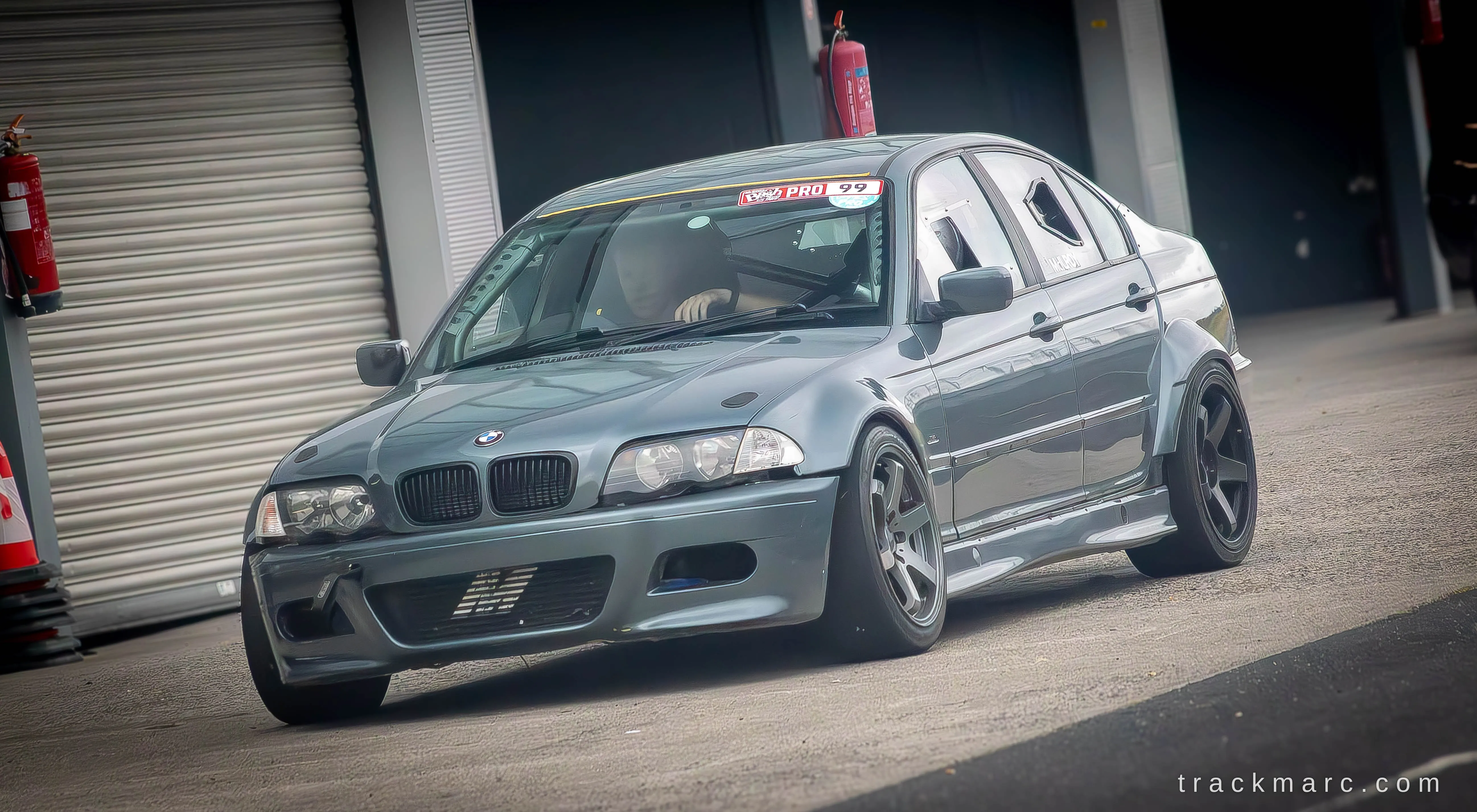 BMW E46, Number 99 — Retrostock