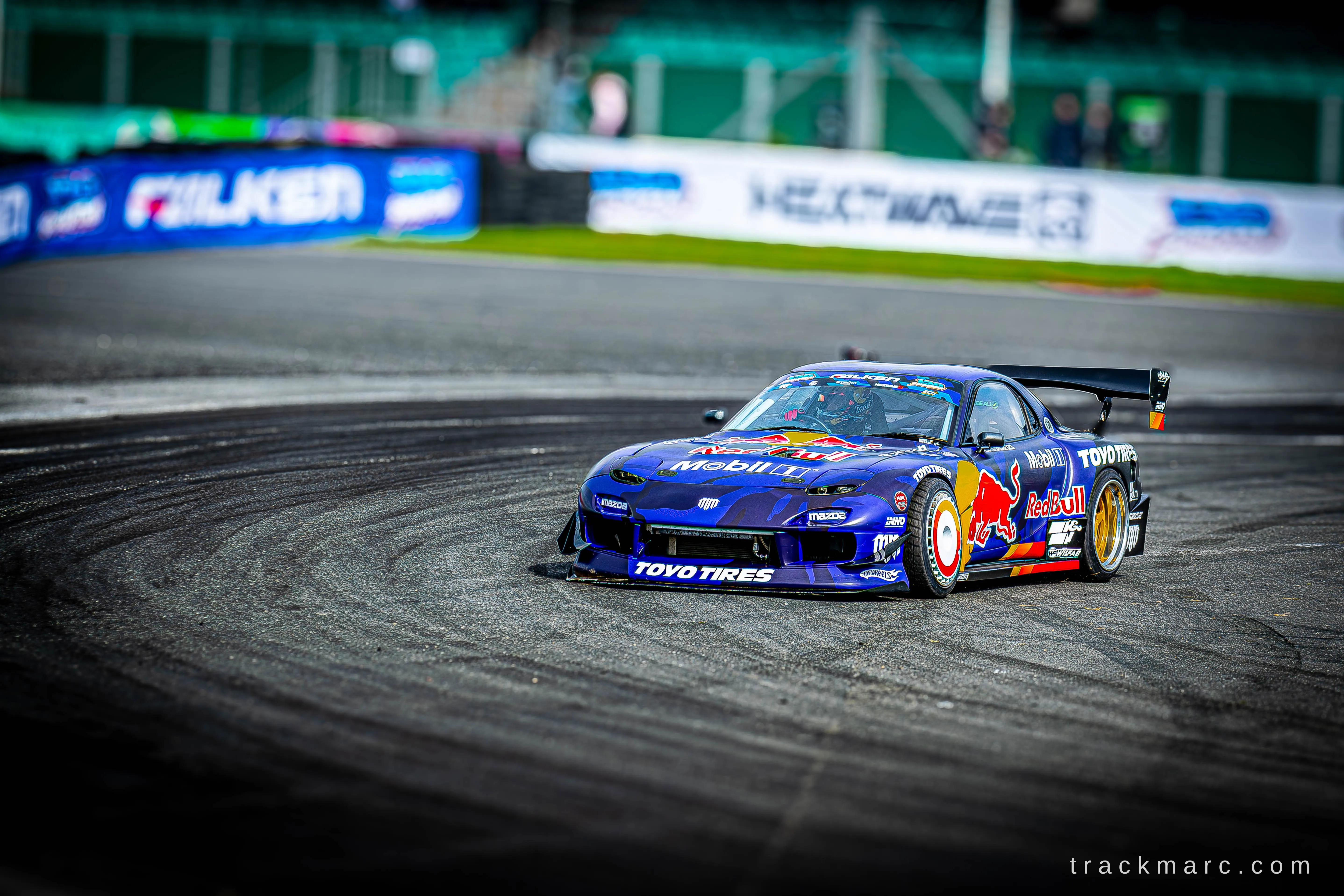 Mad Mike Whiddett's Mazda RX-7, 130 Showdown