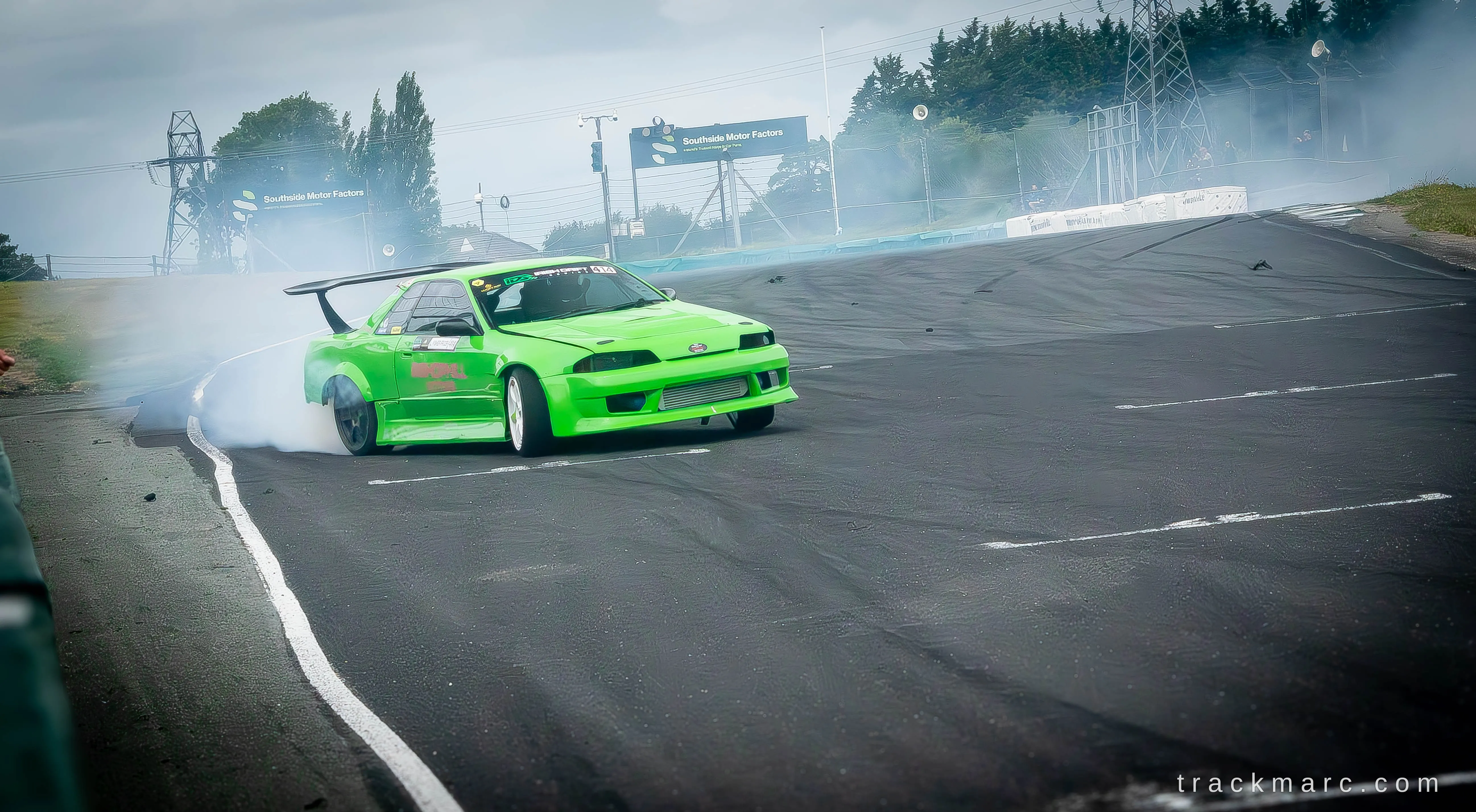 Nissan Skyline, Big Wing — Retrostock