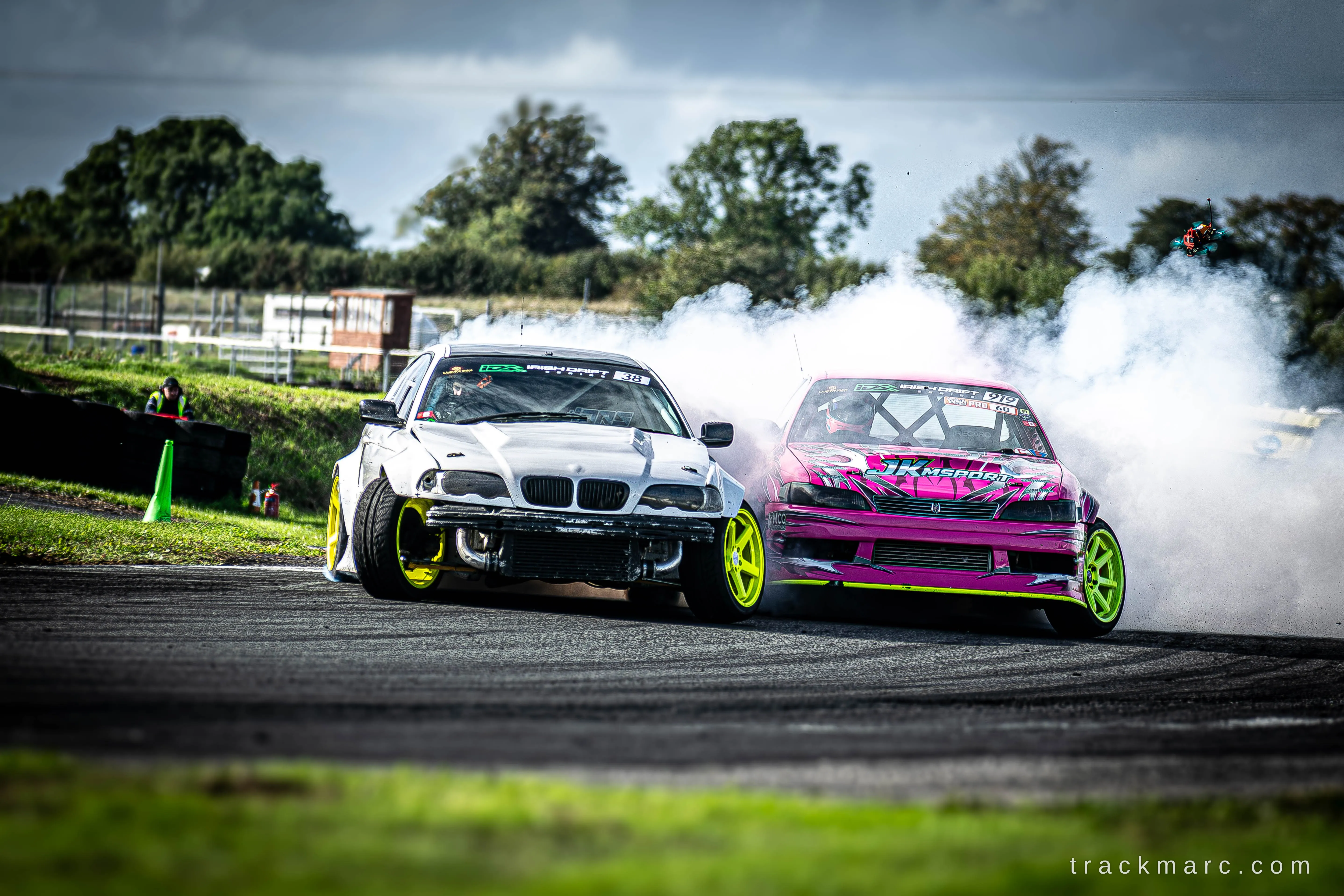 BMW E46 and Nissan S14 tandem at 130 Showdown