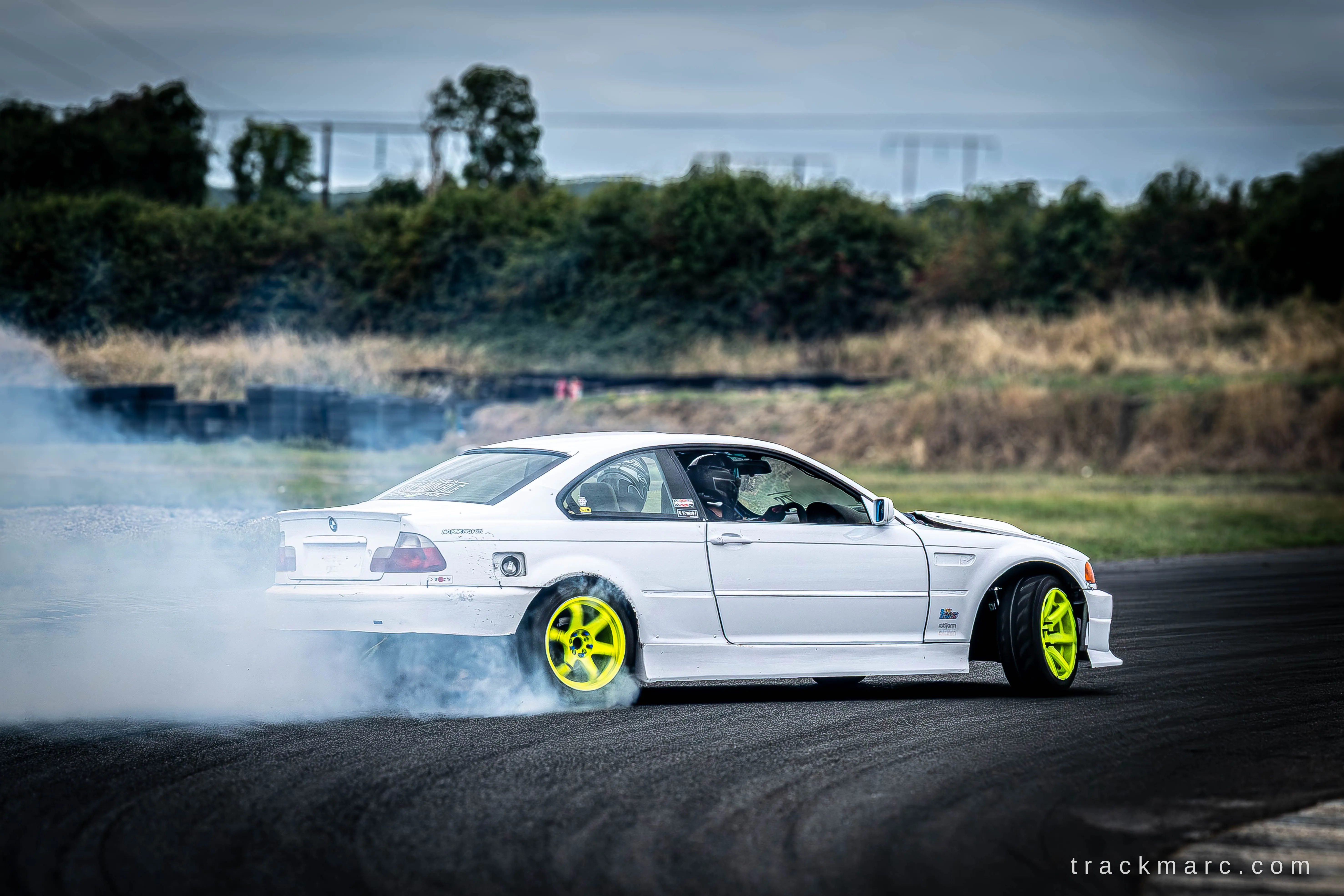 White BMW E46 Coupe, Drift Games
