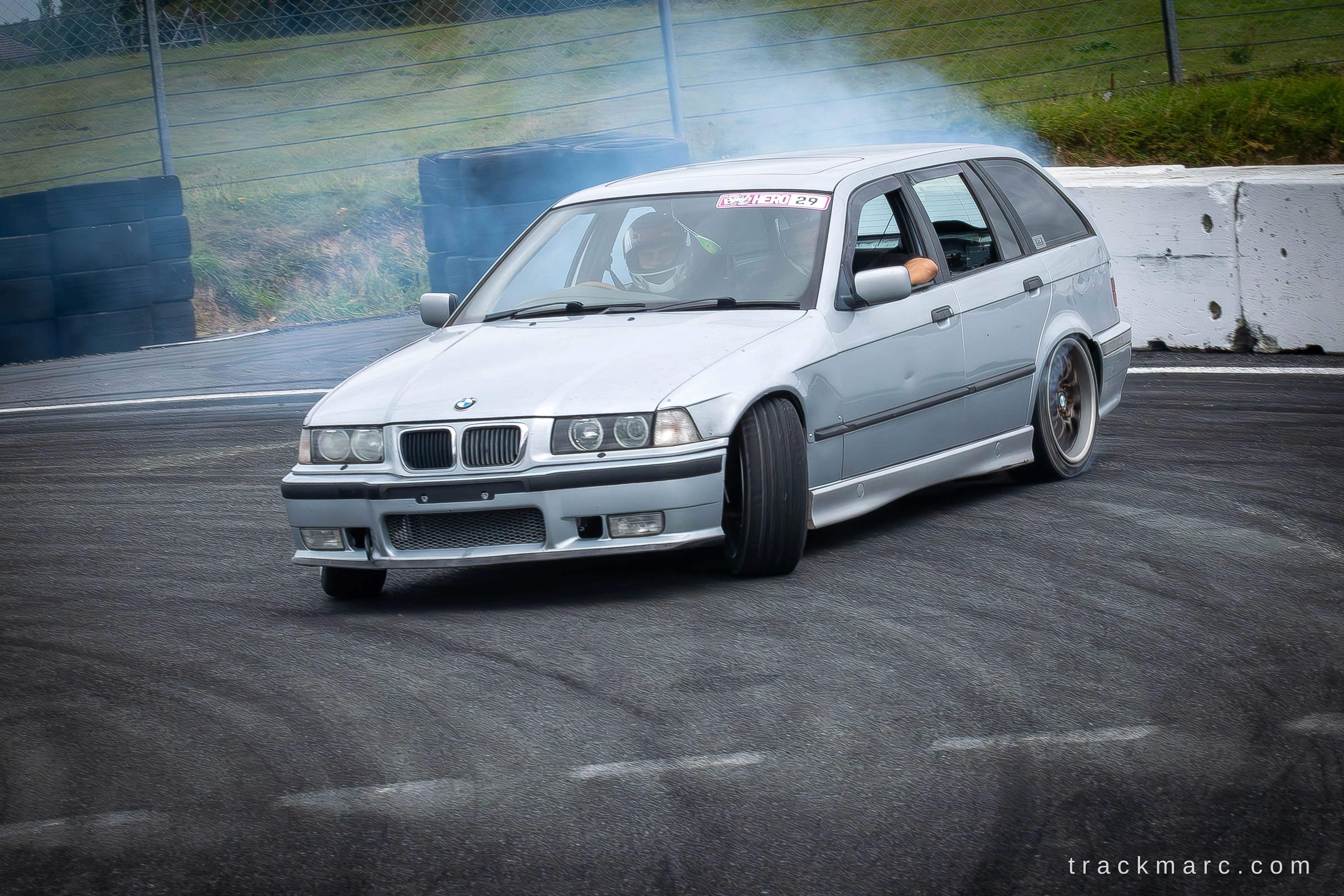 Silver BMW E36 Touring drift car, Drift Games