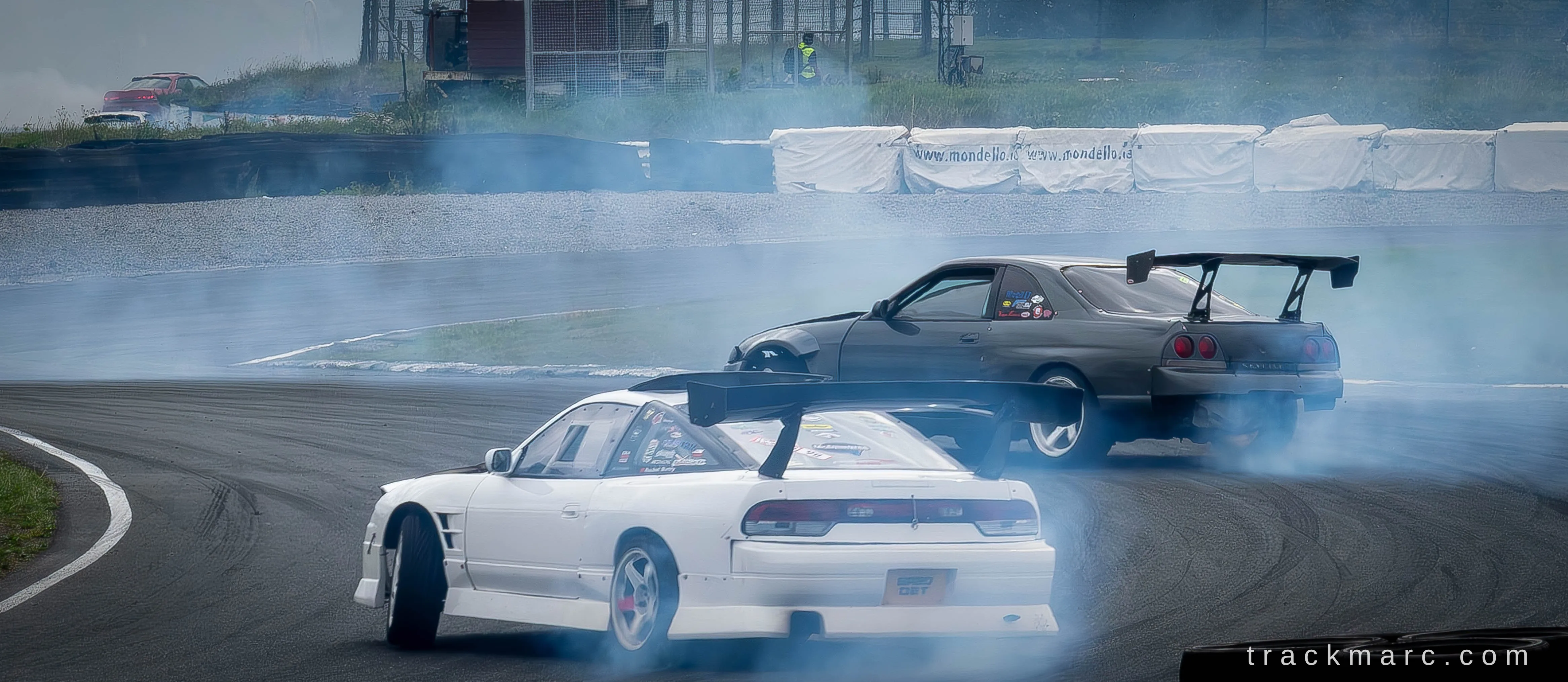 Nissan S-chassis and Skyline pairing at Drift Games