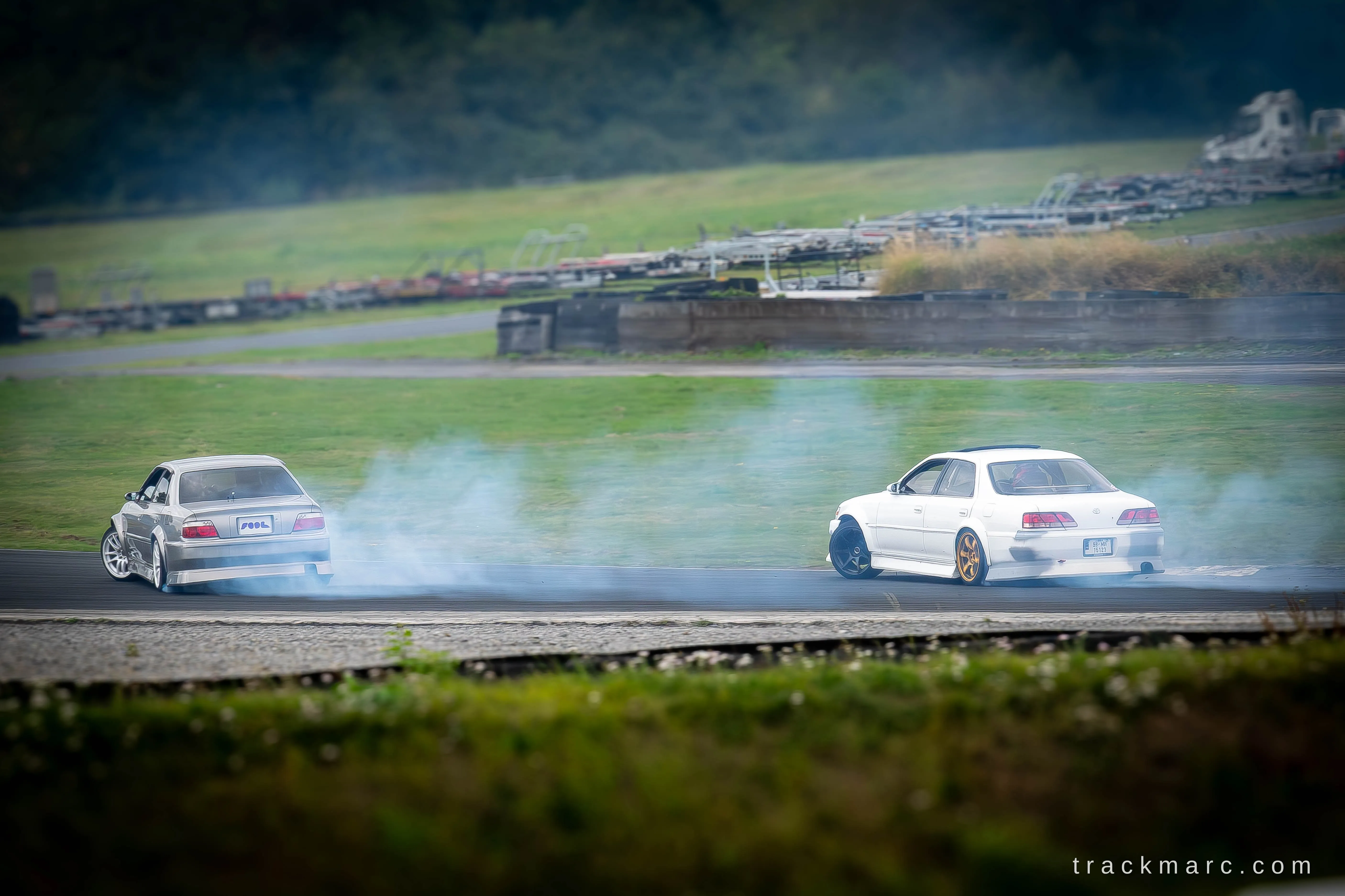Toyota Chasers in tandem at Drift Games