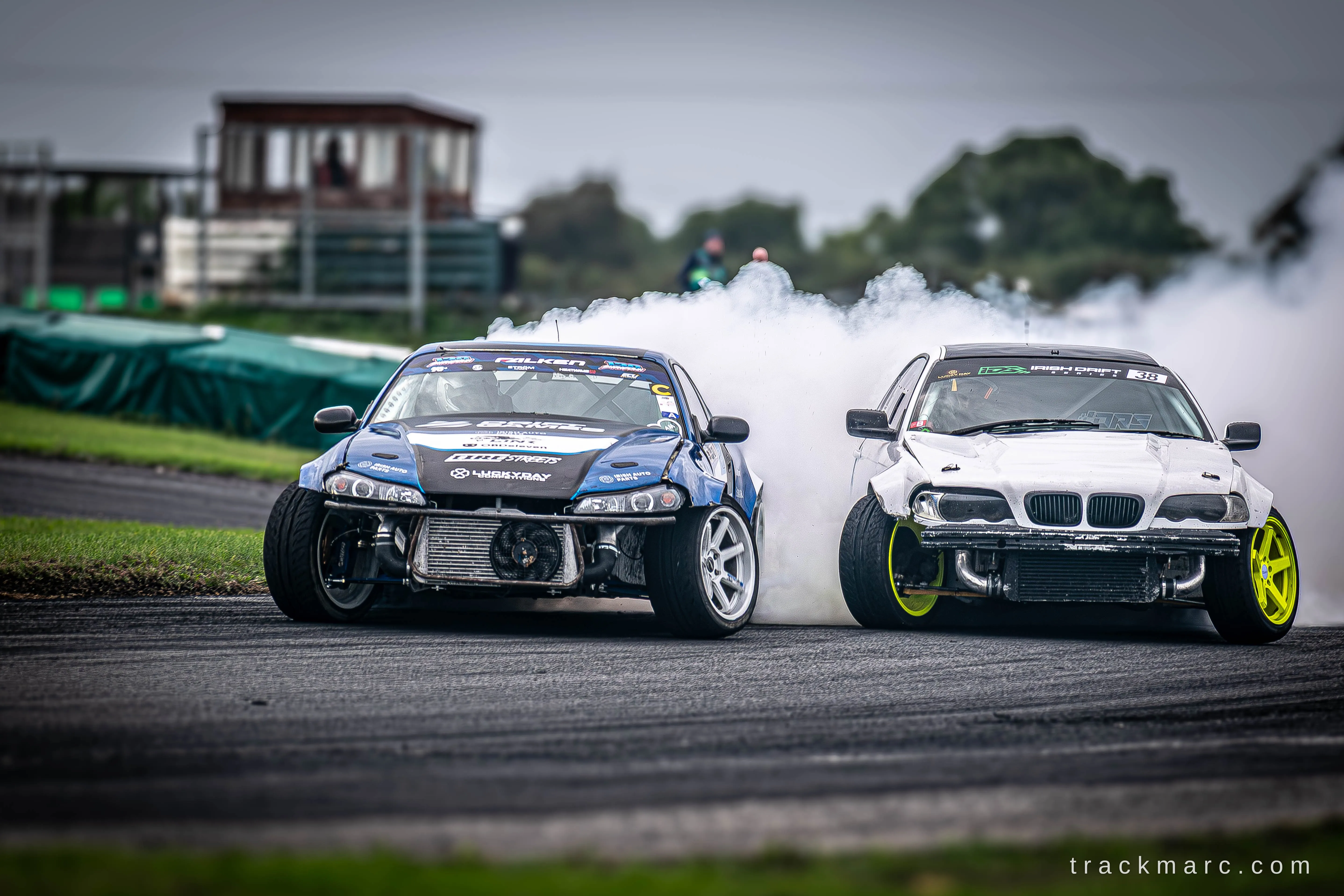 Nissan Silvia S15 and BMW E46 at 130 Showdown
