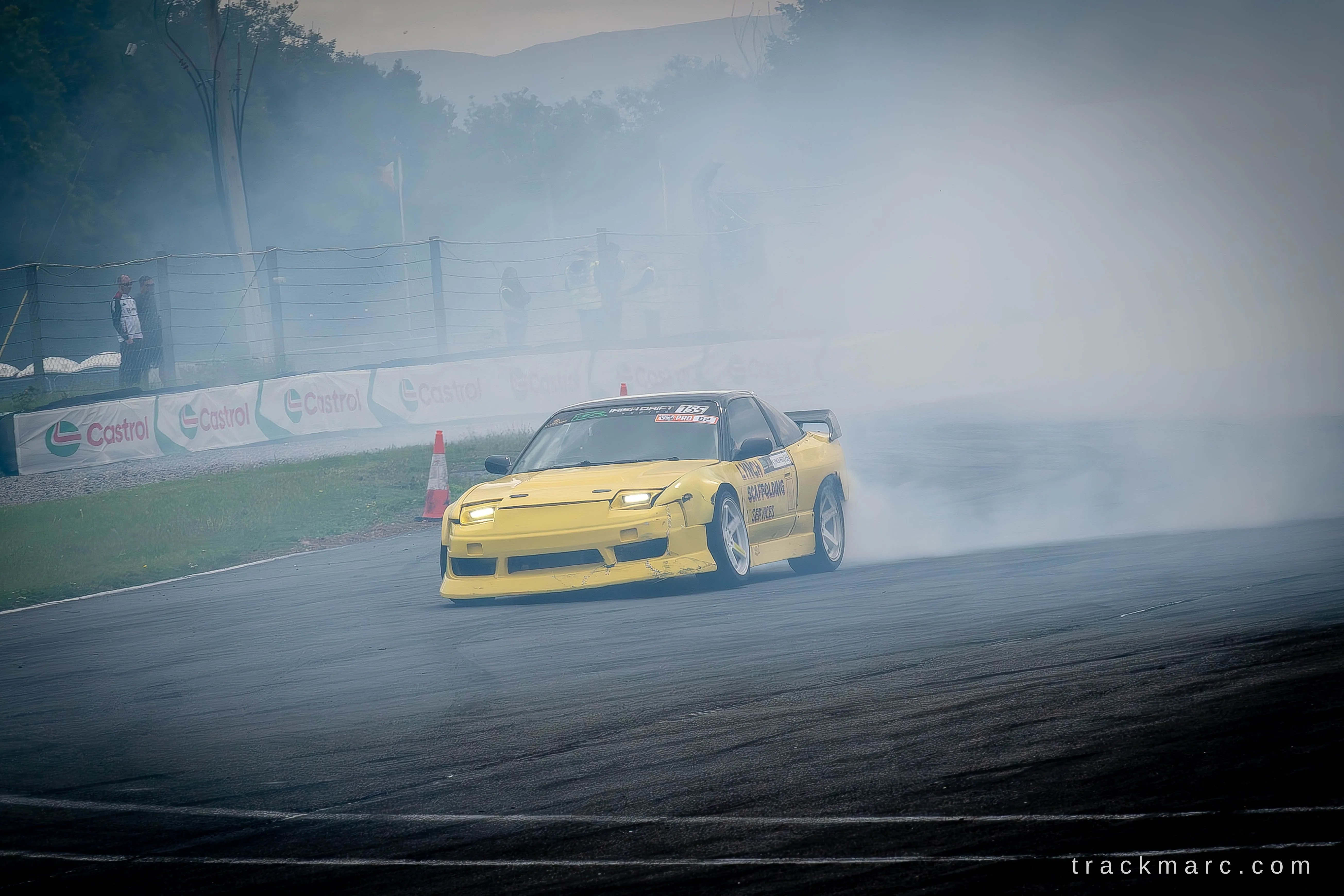 Yellow Nissan 180SX — Drift Games