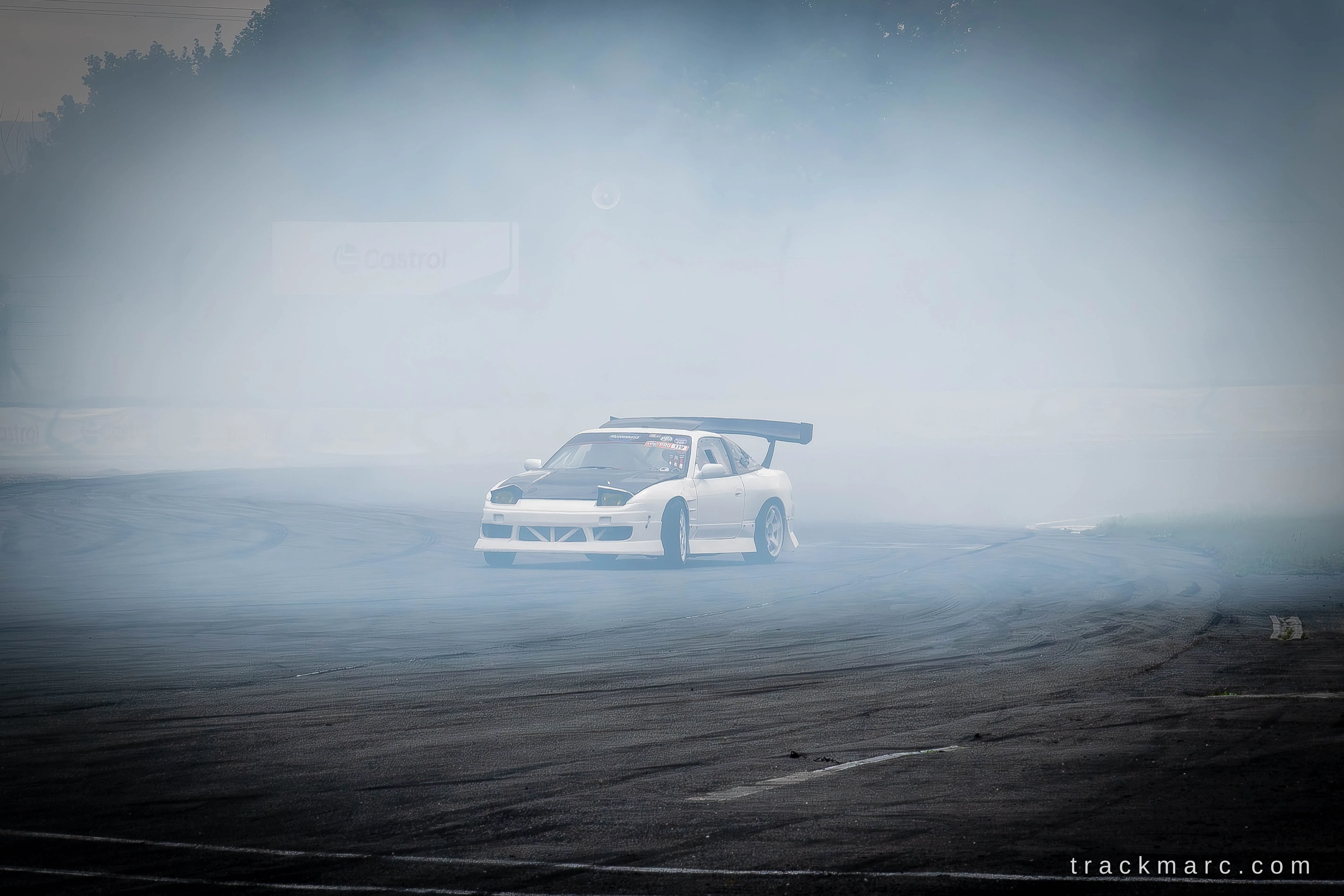 White Nissan 180SX — Drift Games