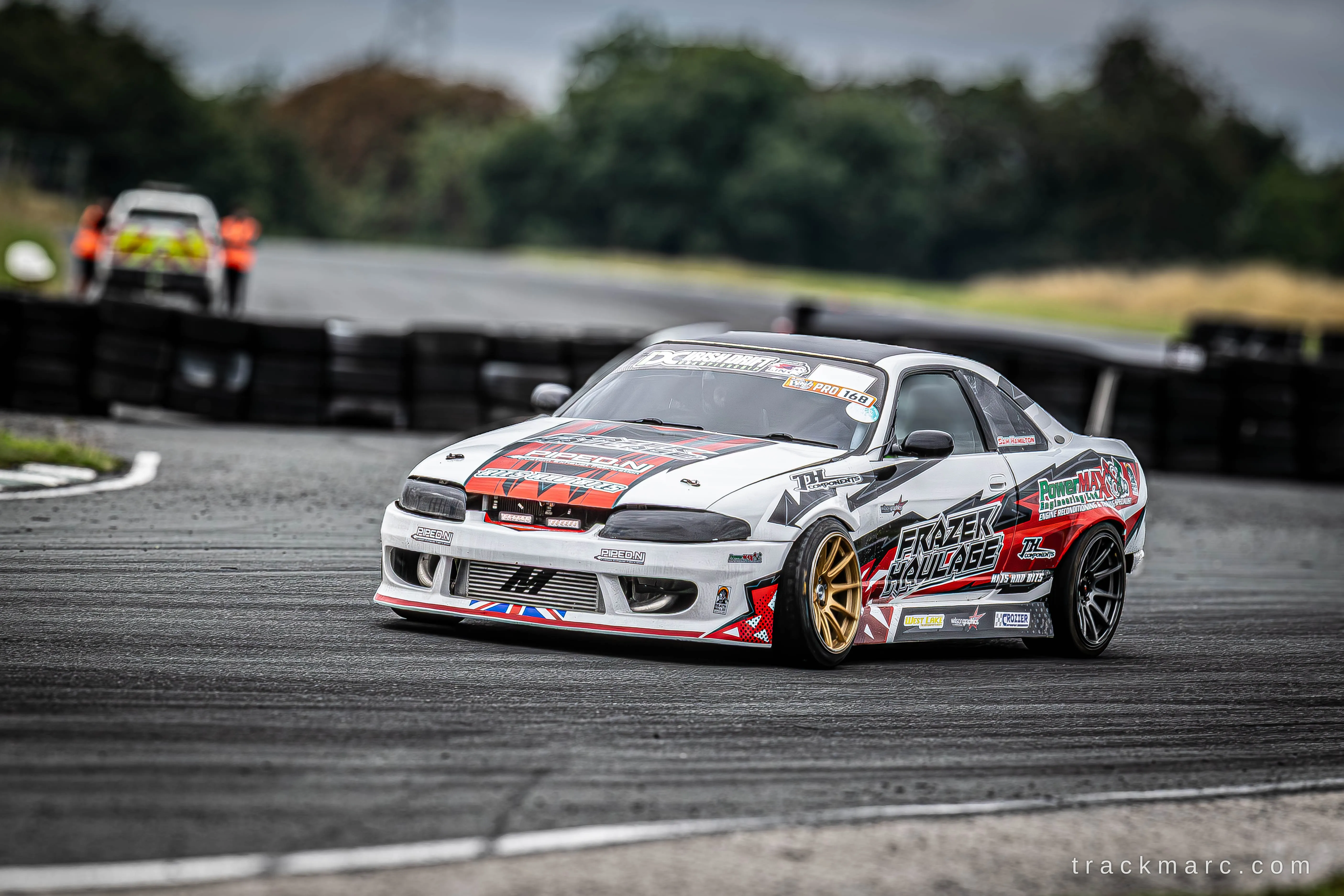 Nissan Skyline R33 drift car — Drift Games