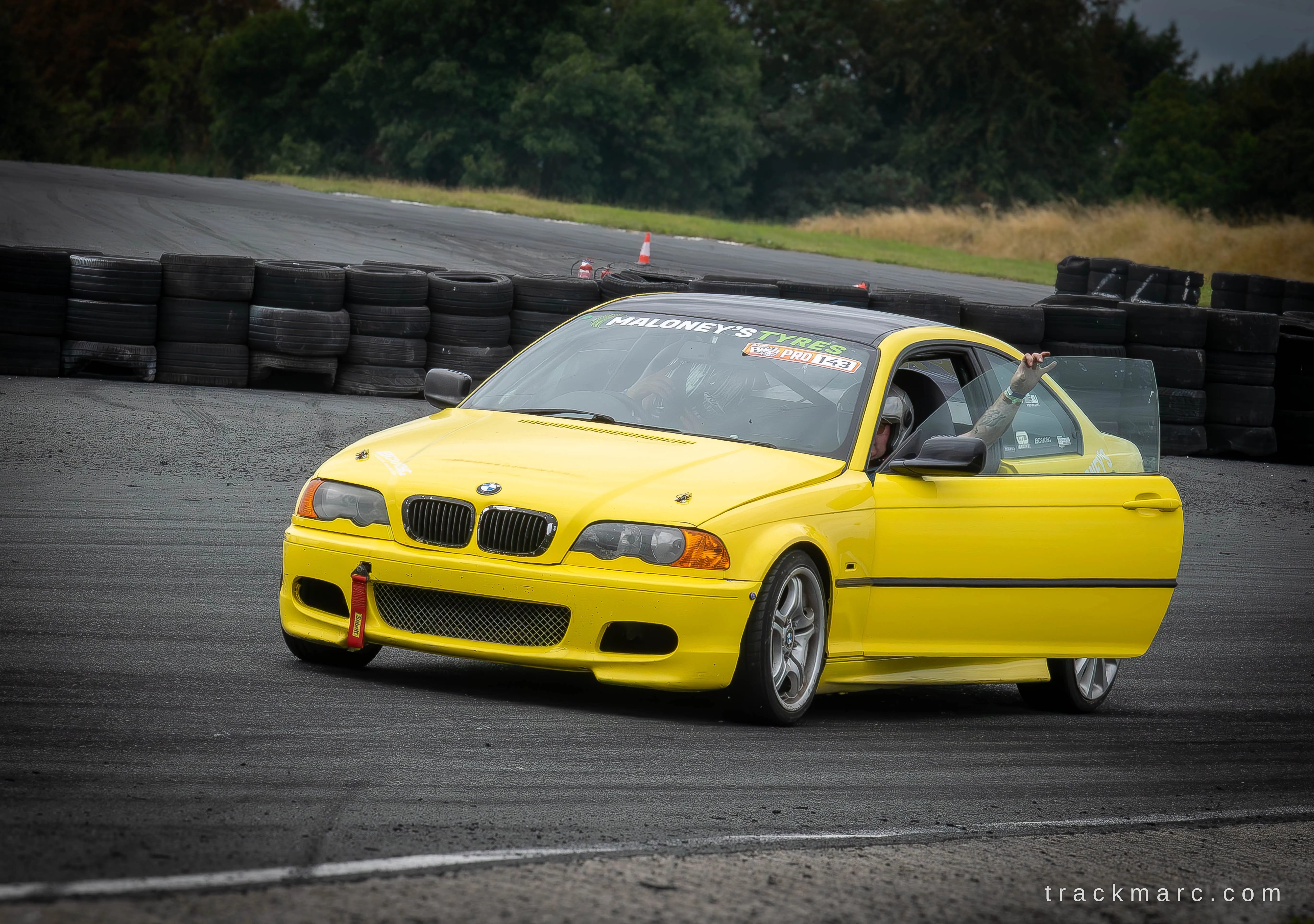 Yellow BMW E46 at Drift Games
