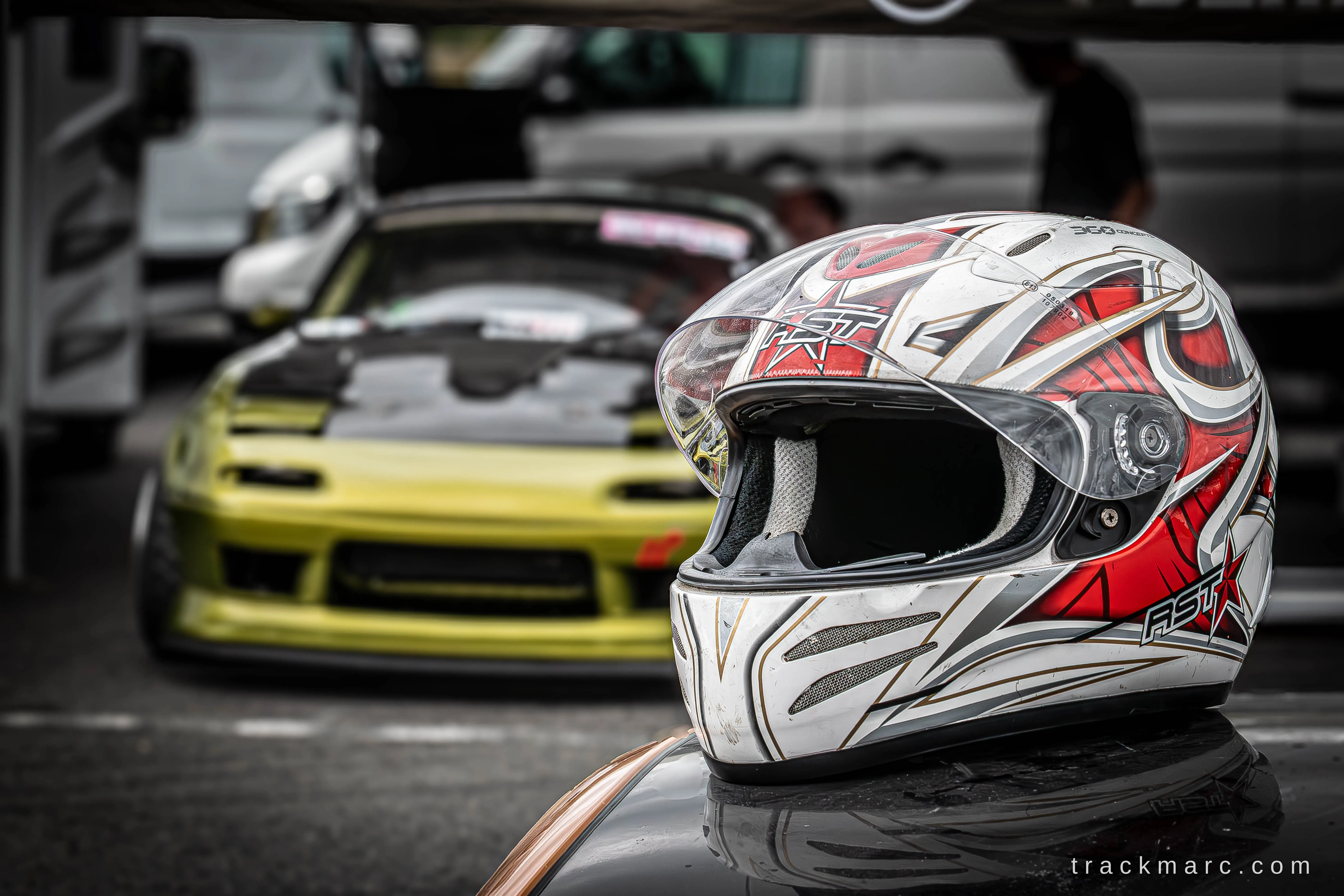 Helmet and Mazda MX-5 — Drift Games