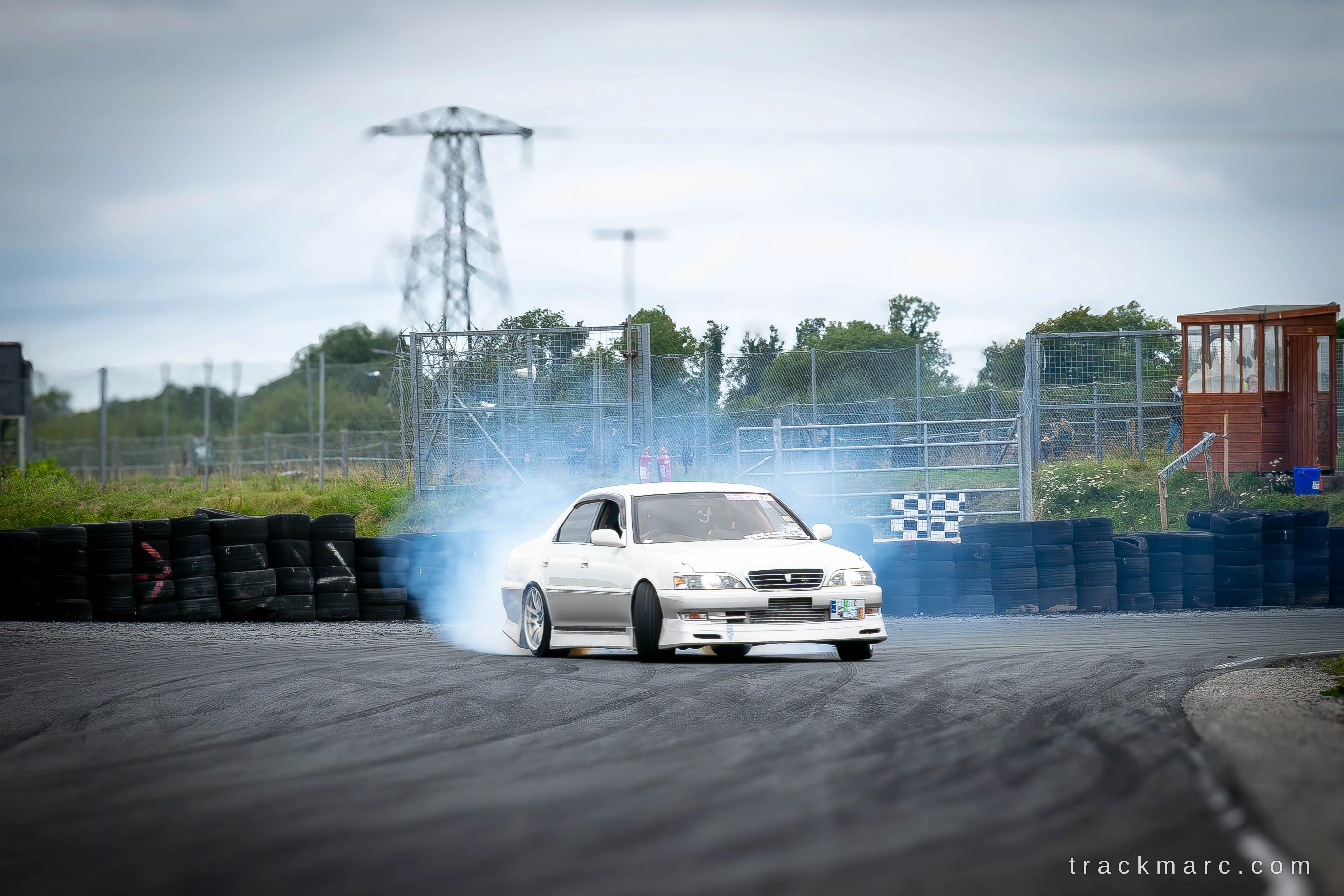White Toyota Chaser — Drift Games