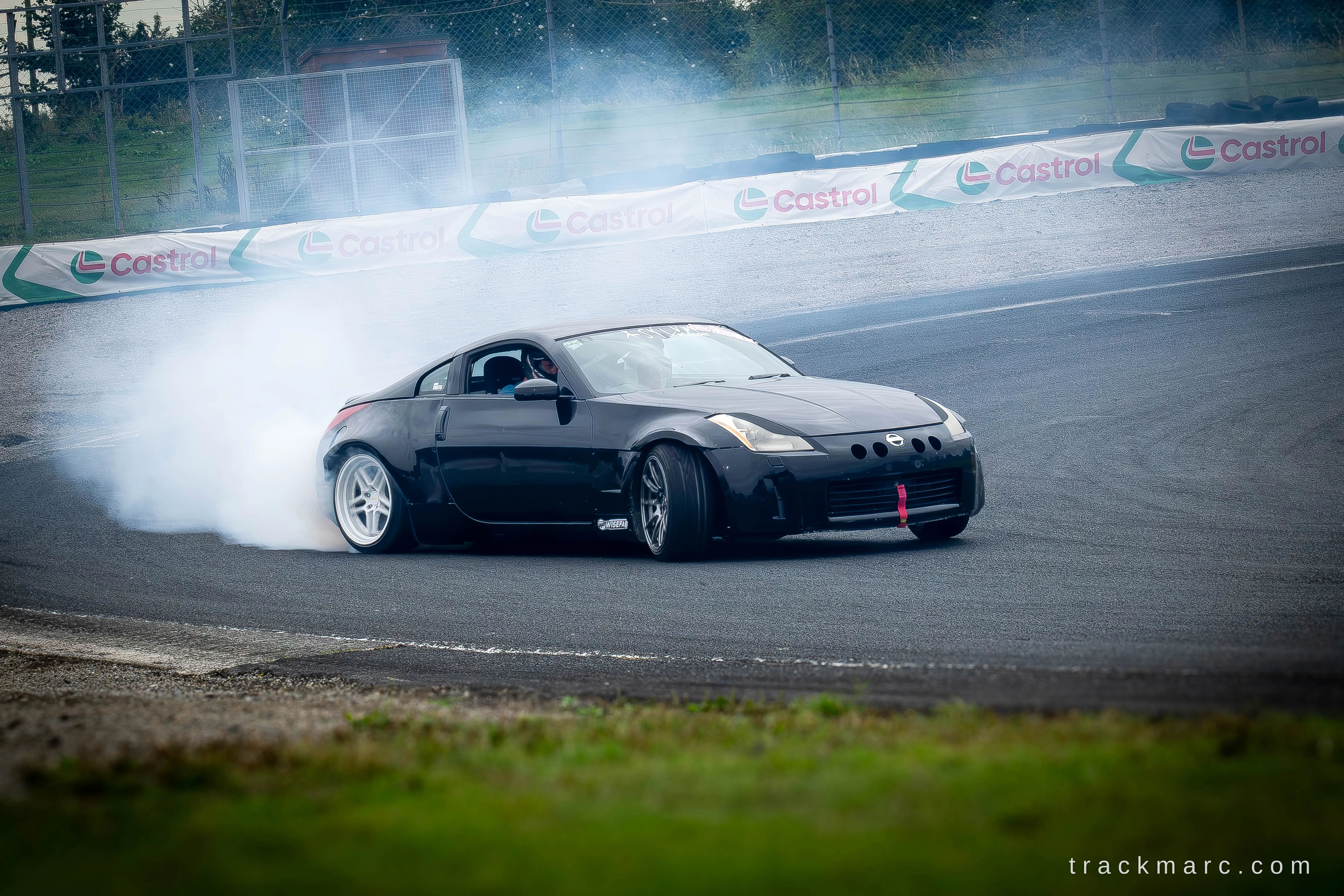 Black Nissan 350Z — Drift Games