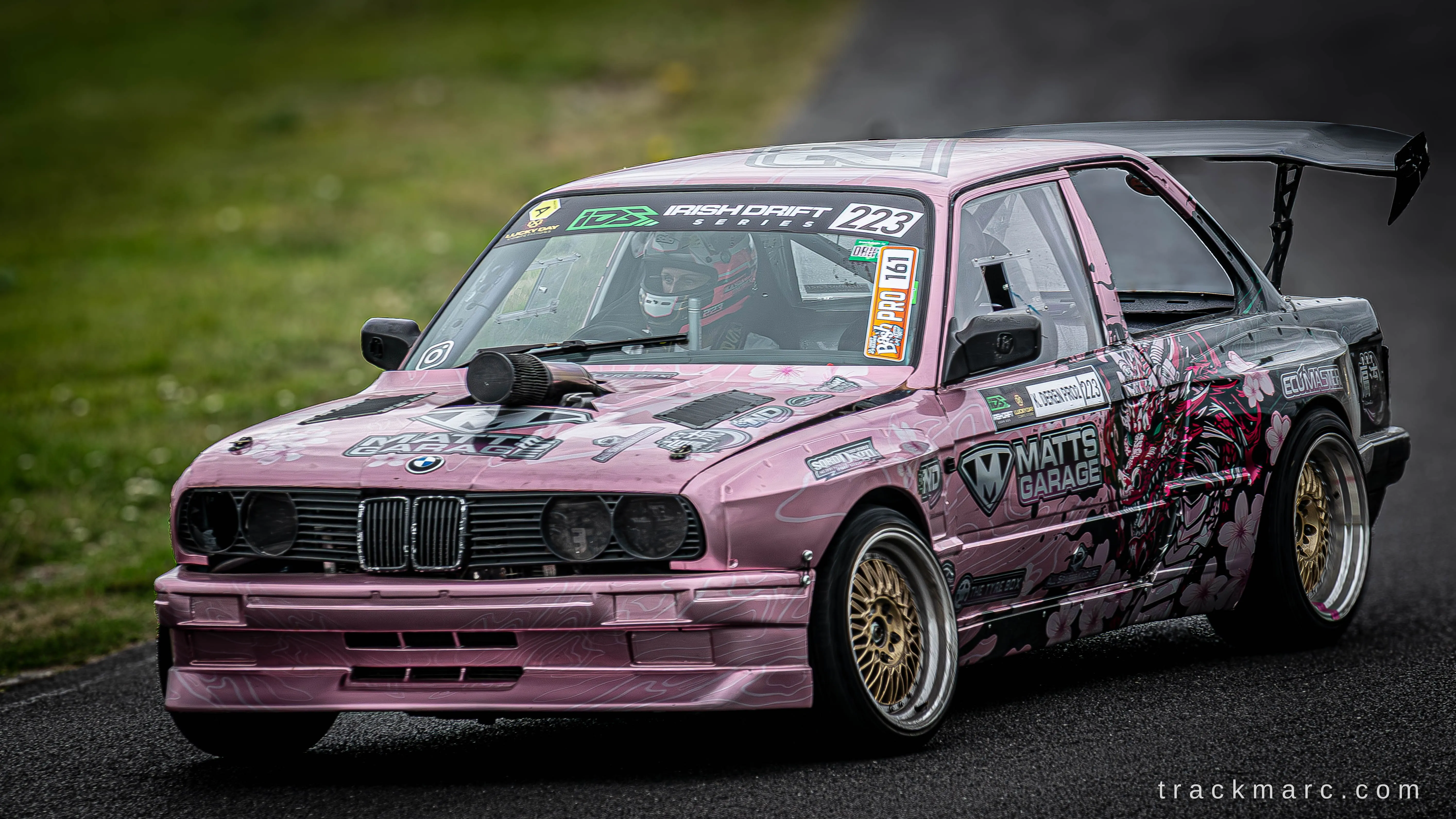 Pink BMW E30 #223, Matt's Garage, Drift Games