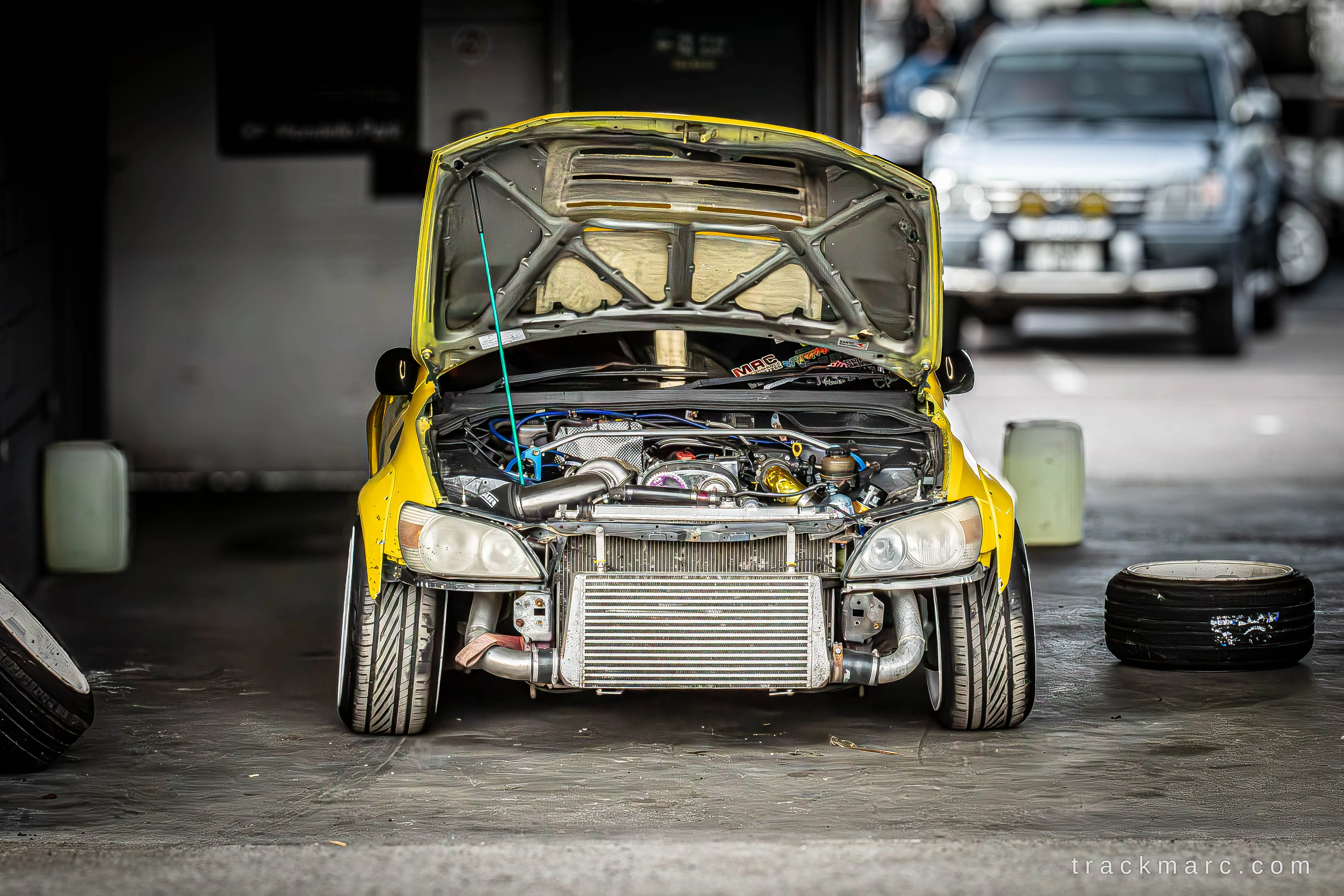 Yellow Toyota Altezza at 86 Fest