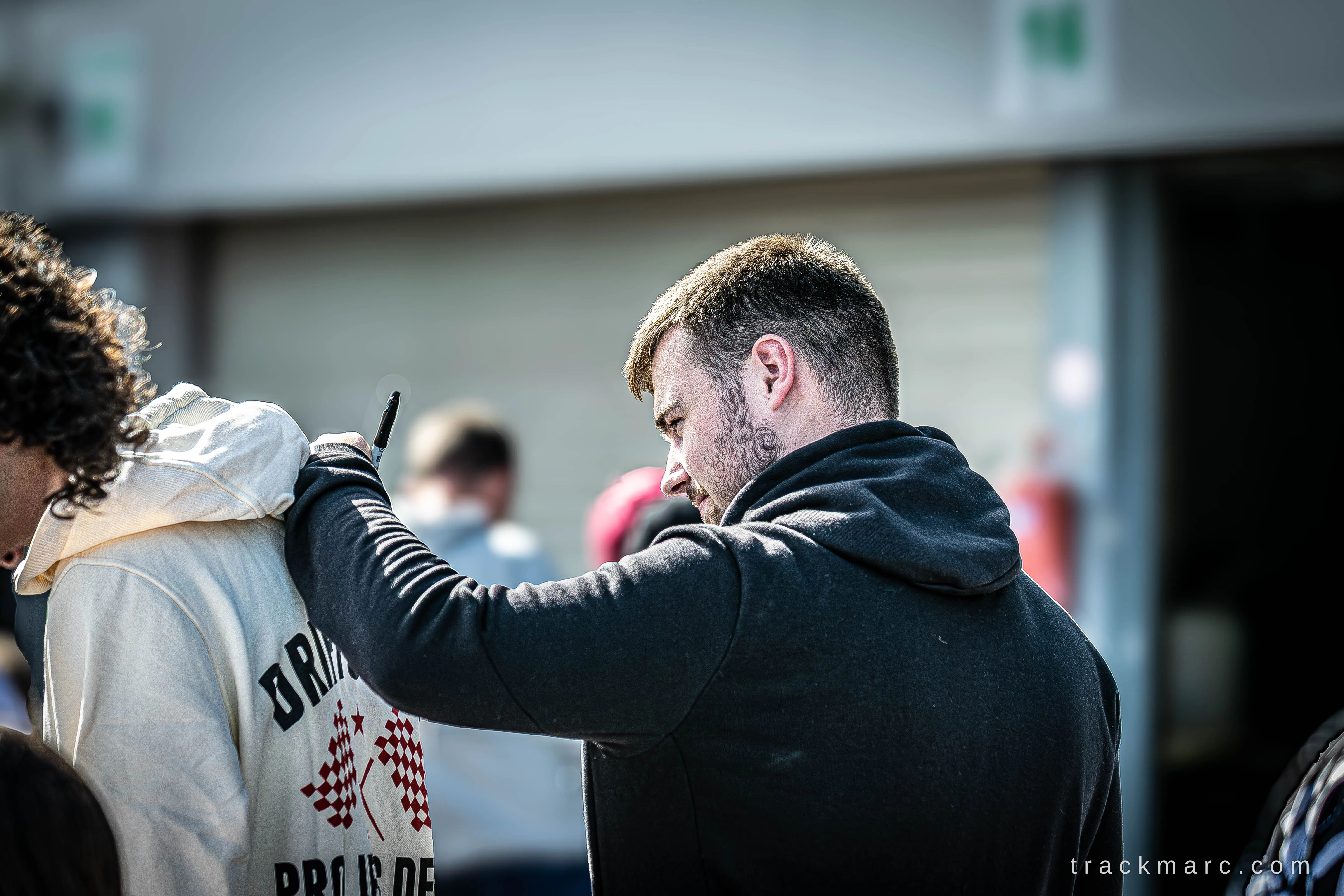 Conor Falvey signing for fans — 130 Showdown