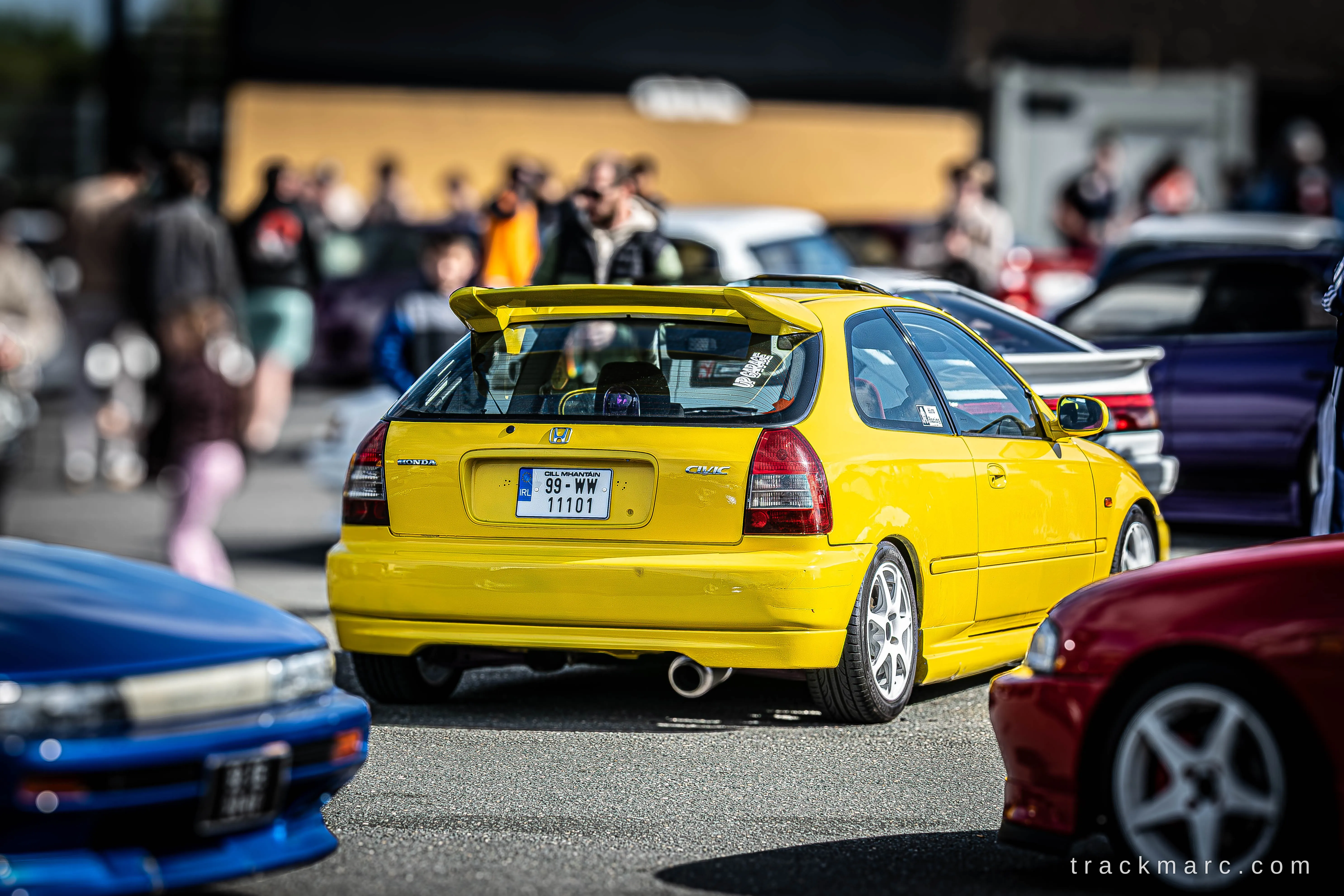 Yellow Honda Civic at 130 Showdown