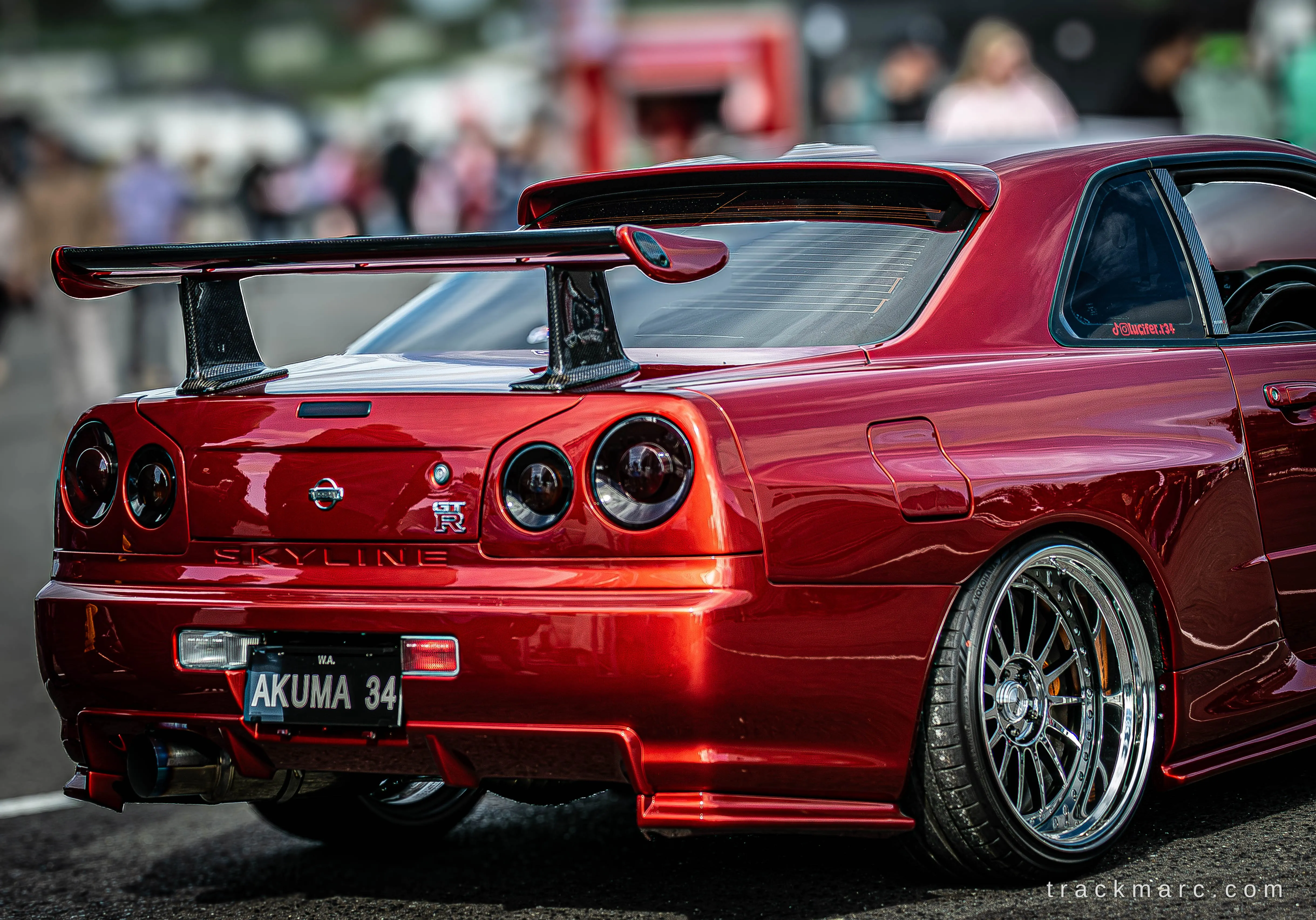 Nissan Skyline GT-R R34 at 130 Showdown